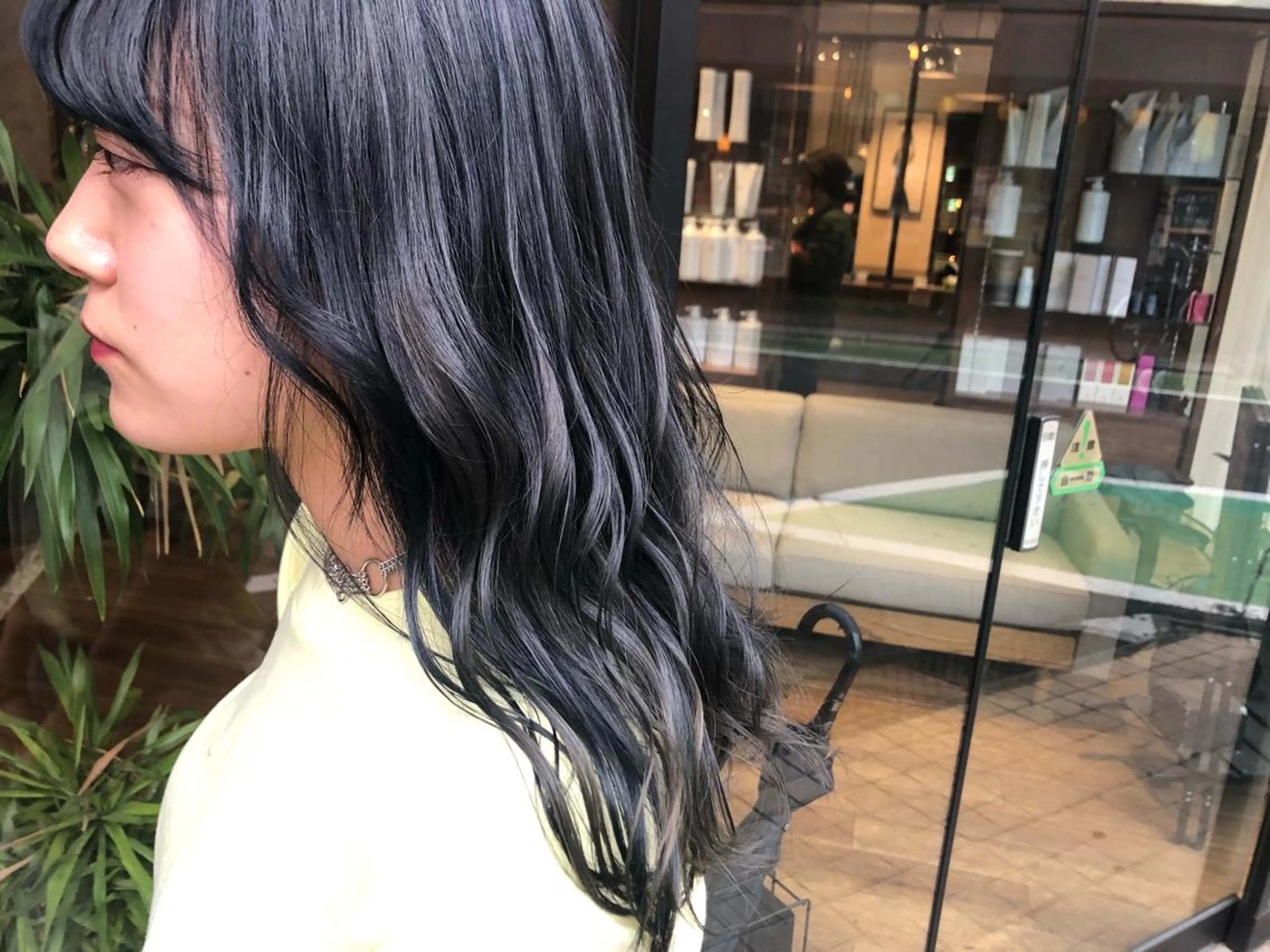 ロング カラー ブルーカラー ブルージュ ヘアカラー あらい なつみのヘアスタイル