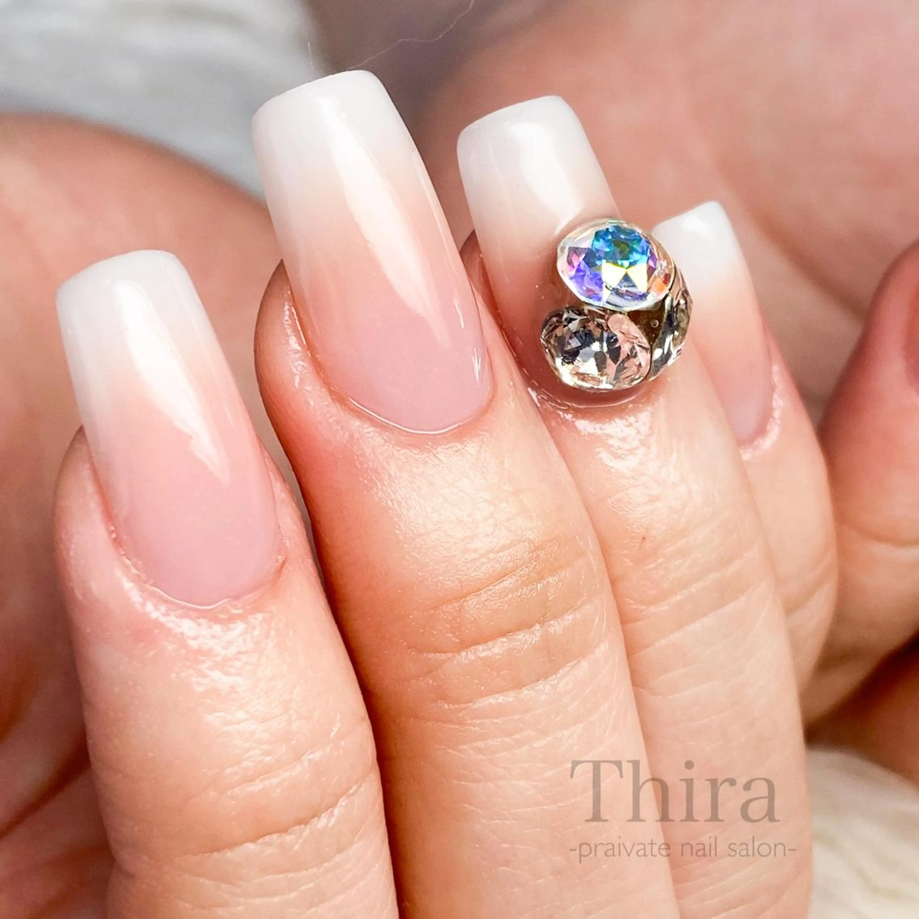 ネイル ストーンネイル Nail saeのネイルデザイン