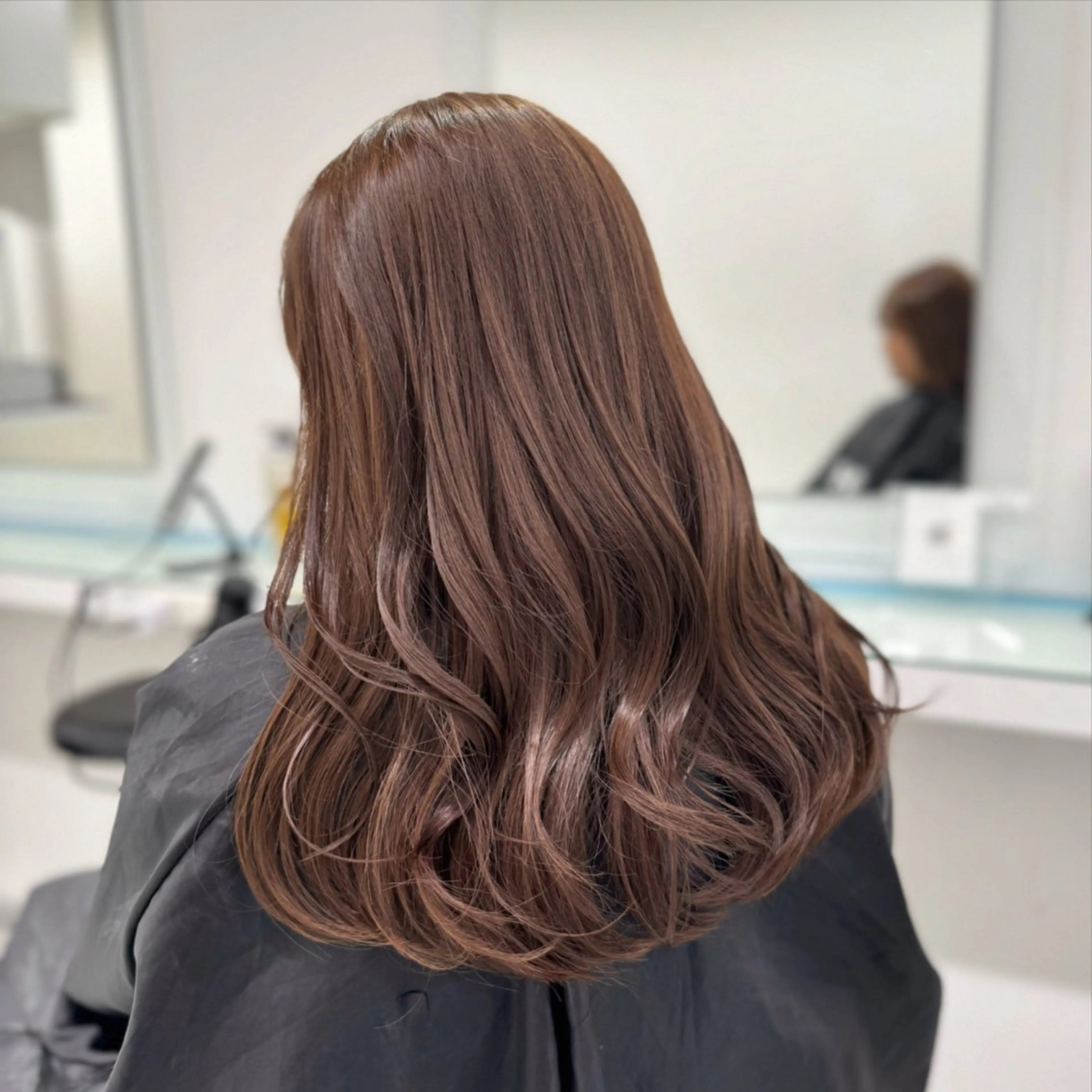 セミロング カラー カット ヘアカラー トリートメント ブリーチなし🤍透明 感カラー🤍しゅうじのヘアスタイル
