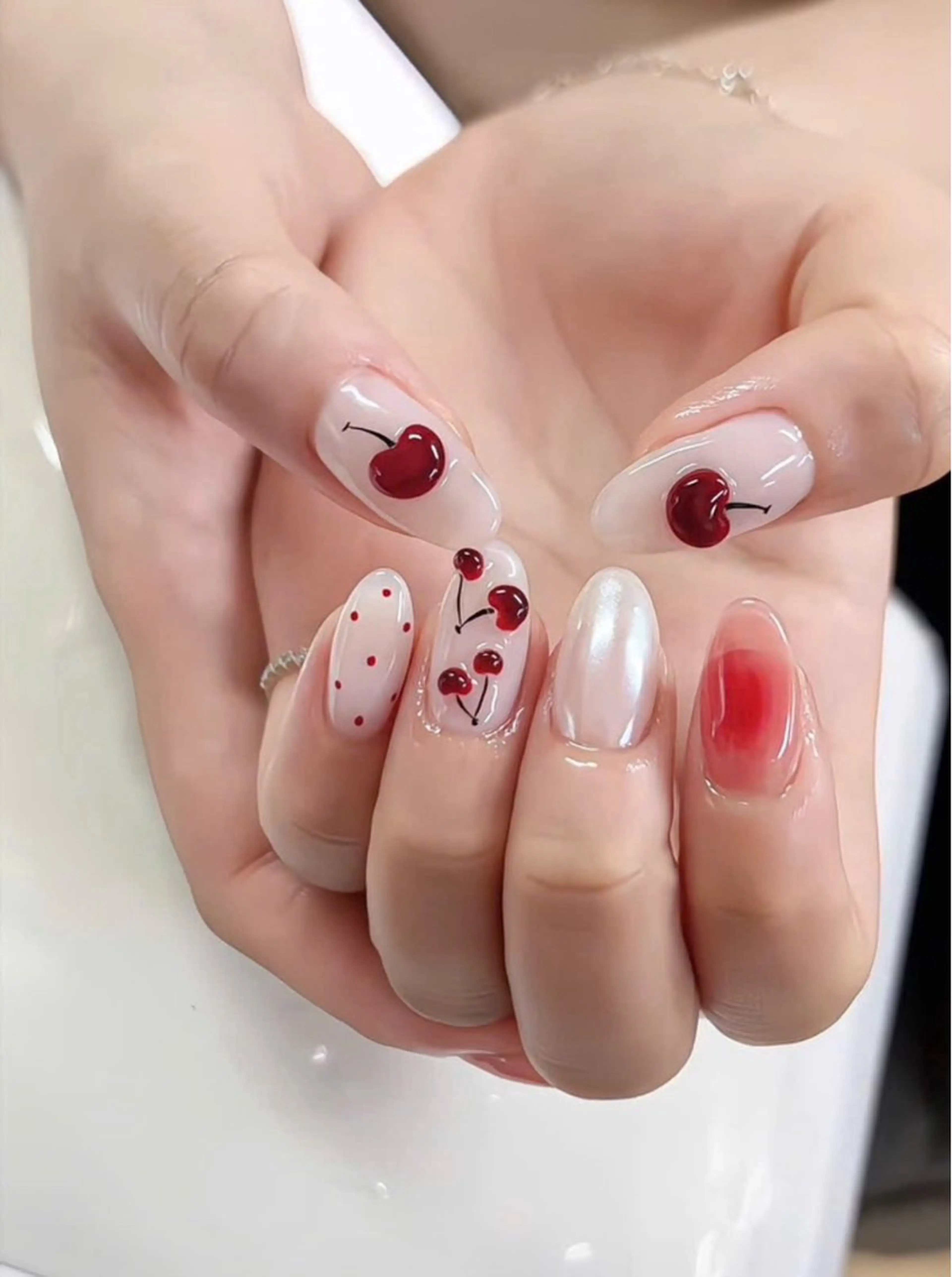 ネイル フレンチネイル ジェルネイル マグネットネイル 持ち込み ニュアンスネイル Minette Nailのネイルデザイン