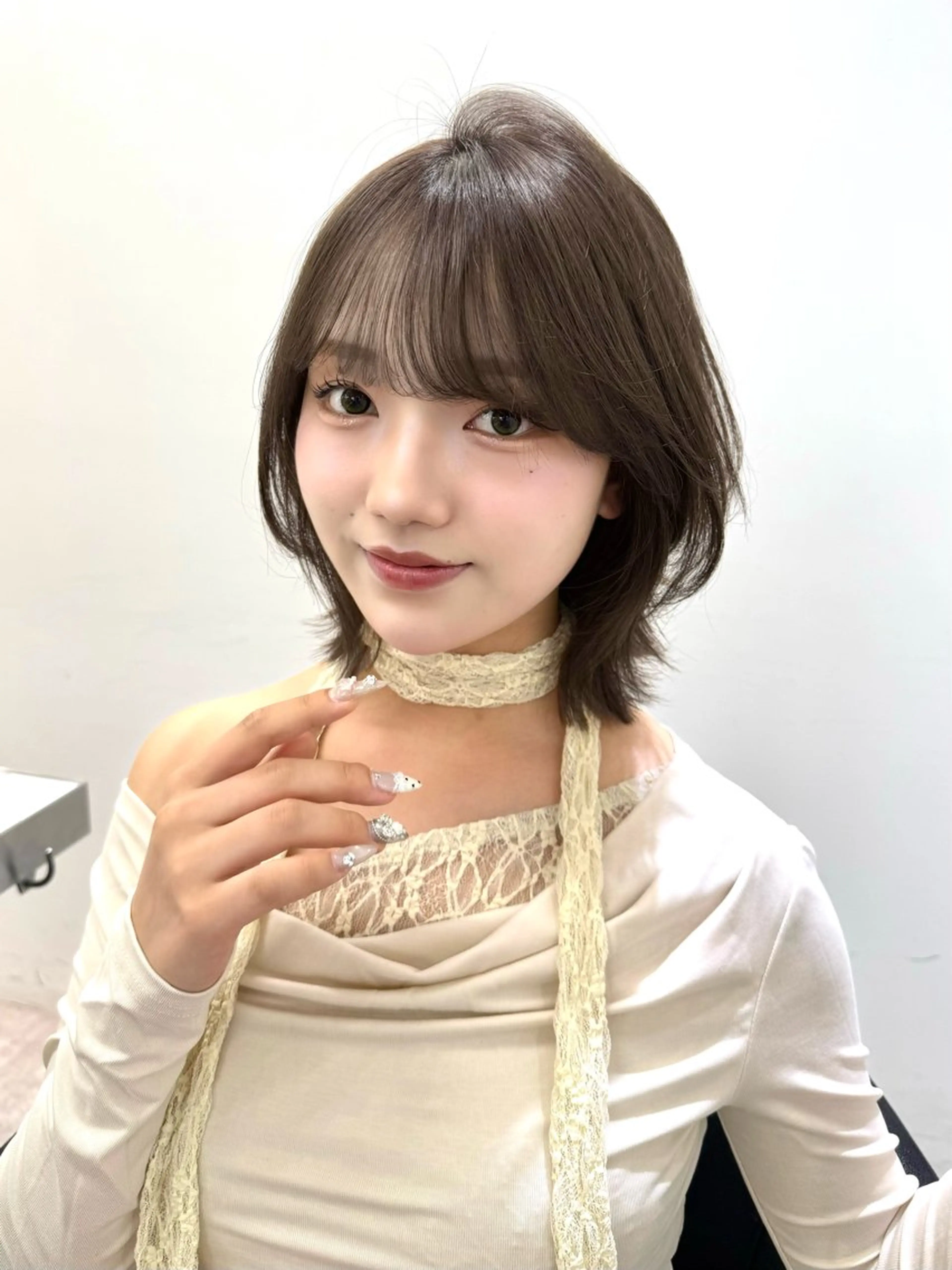 ショート カラー カット ヘアカラー トリートメント レイヤー オリーブ/ グレージュ/添田晃基のヘアスタイル