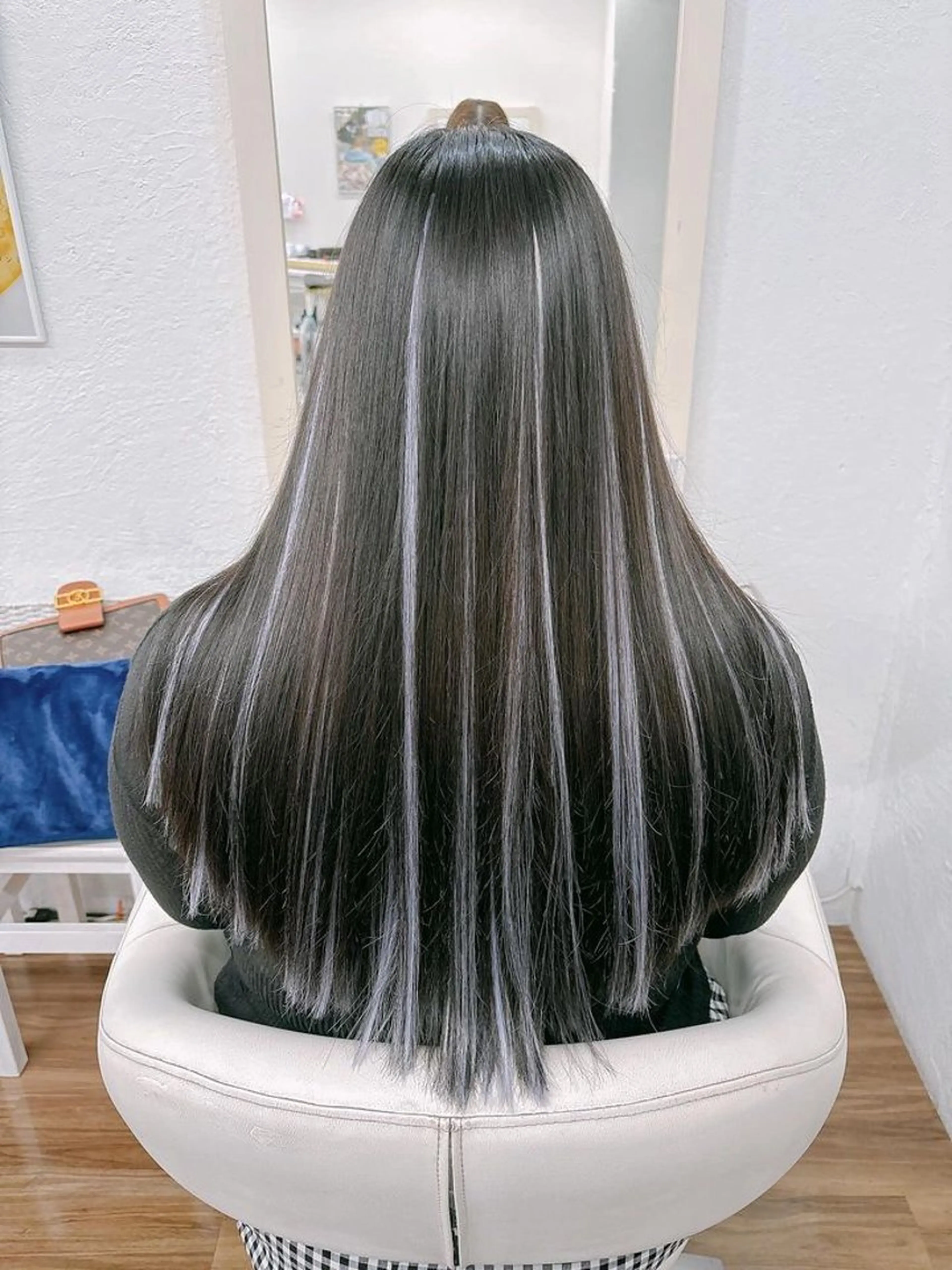 ロング カラー ハイライトカラー エクステ ハイライト エクステ GLOSS 心斎橋 山上のヘアスタイル