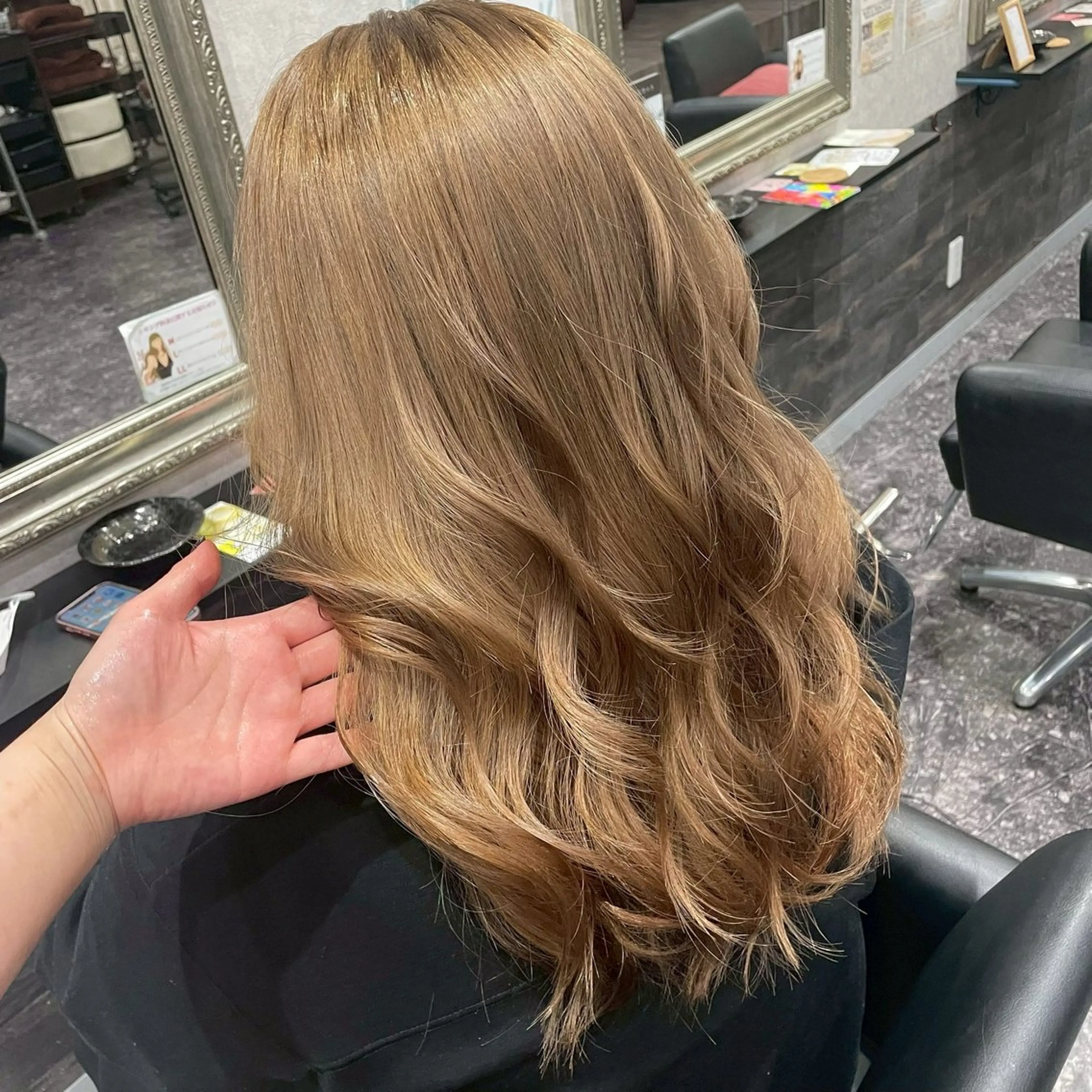 ロング トリートメント ヘアカラー エヌプランツイズミフチュウ所属・エヌプランツ 和泉府中のヘアスタイル