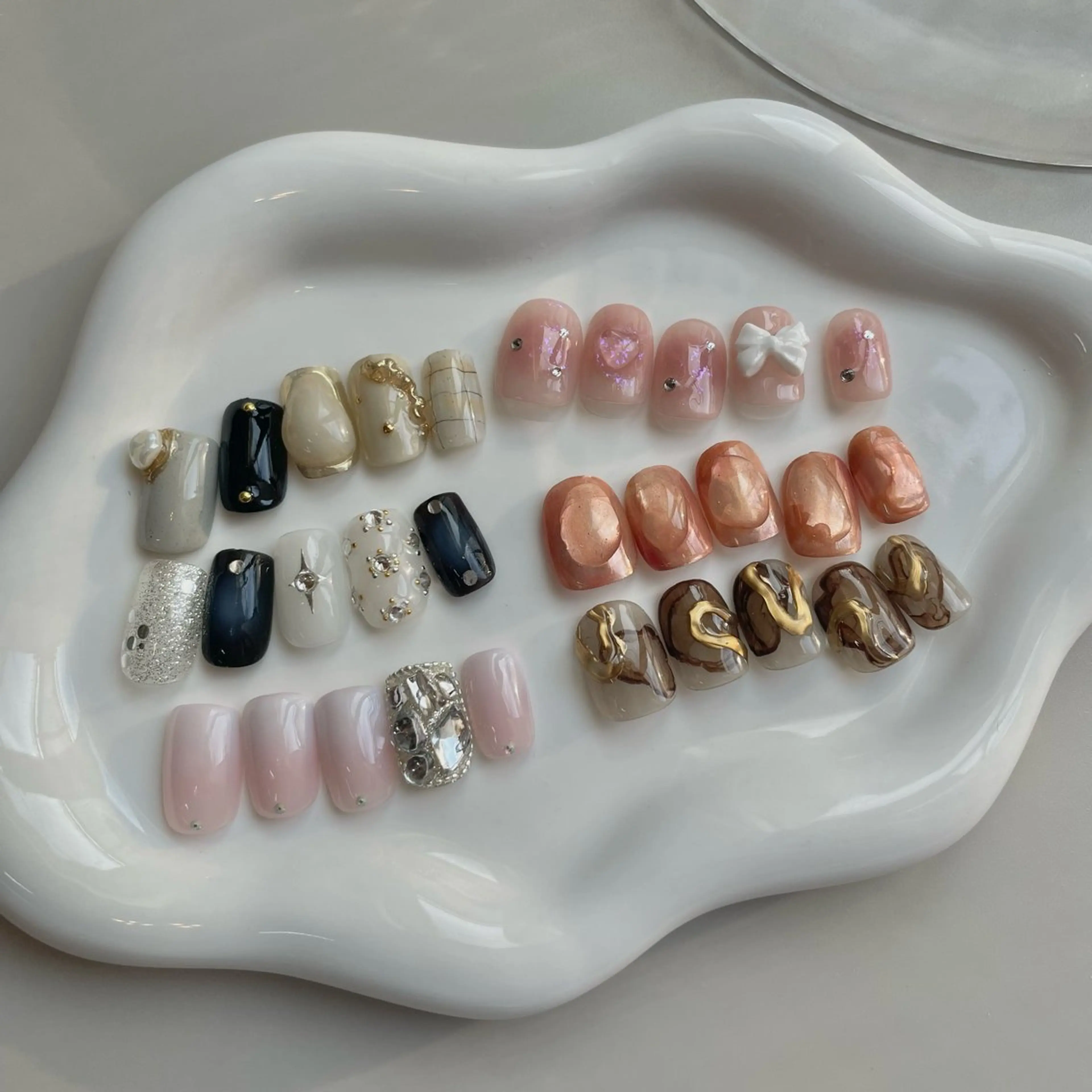 ネイル Nailsalon Olu所属・ネイリスト Nanaのネイルデザイン