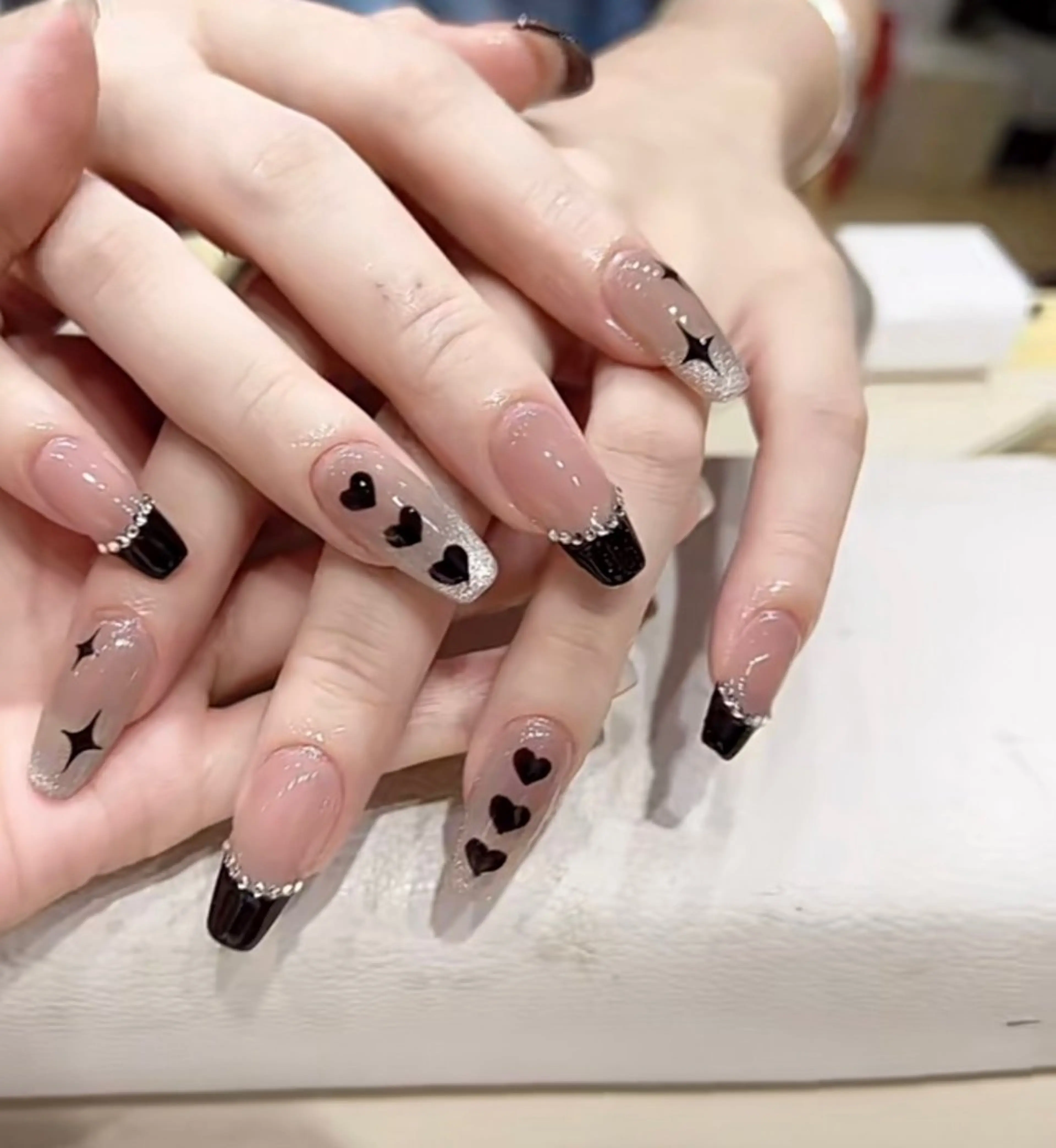 ネイル 💅E•U•B NAIL🌹所属・横浜市中区曙町 ネイルE·U·Bのネイルデザイン
