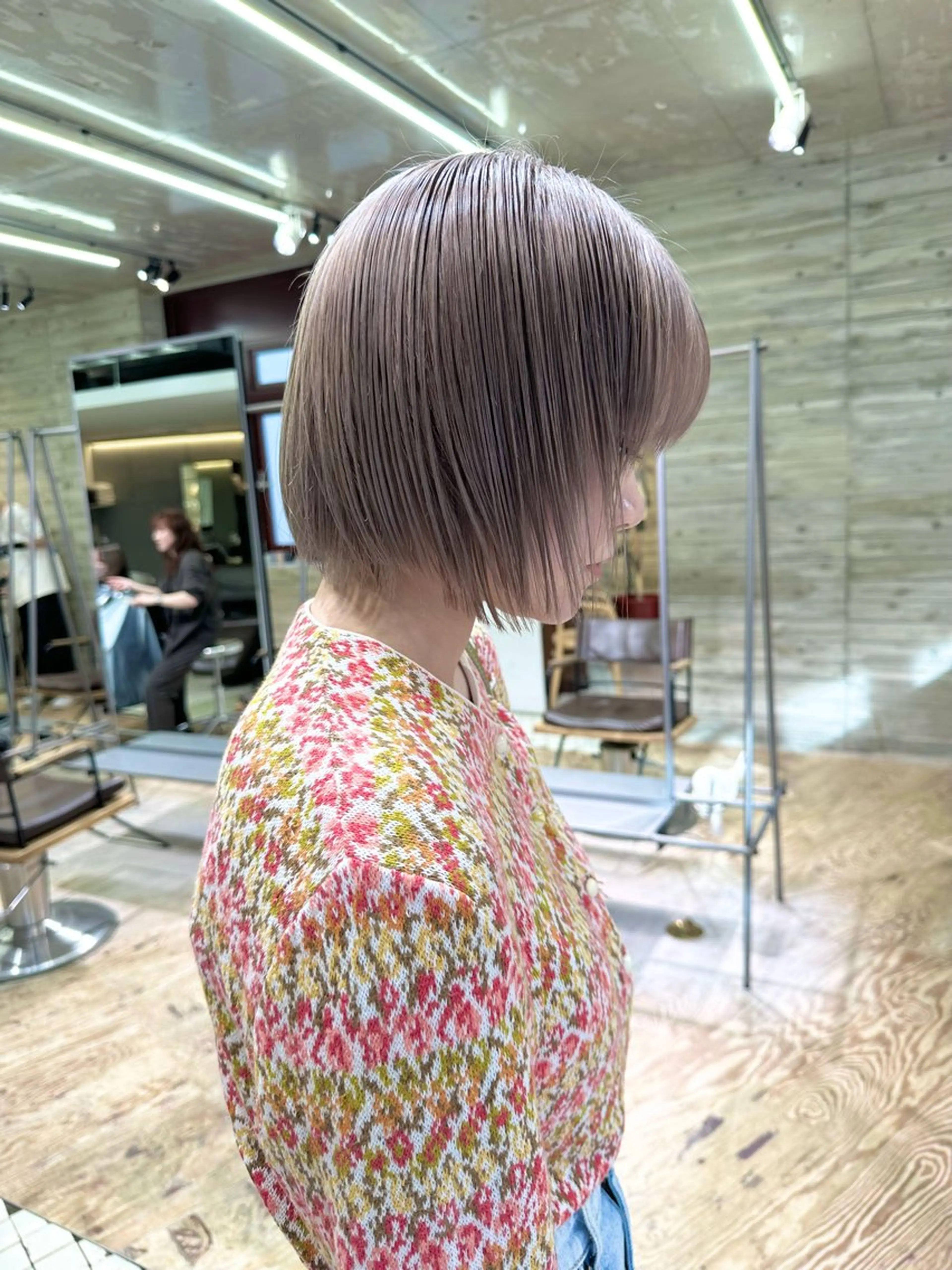 ショート カラー カット ヘアカラー トリートメント kai .のヘアスタイル