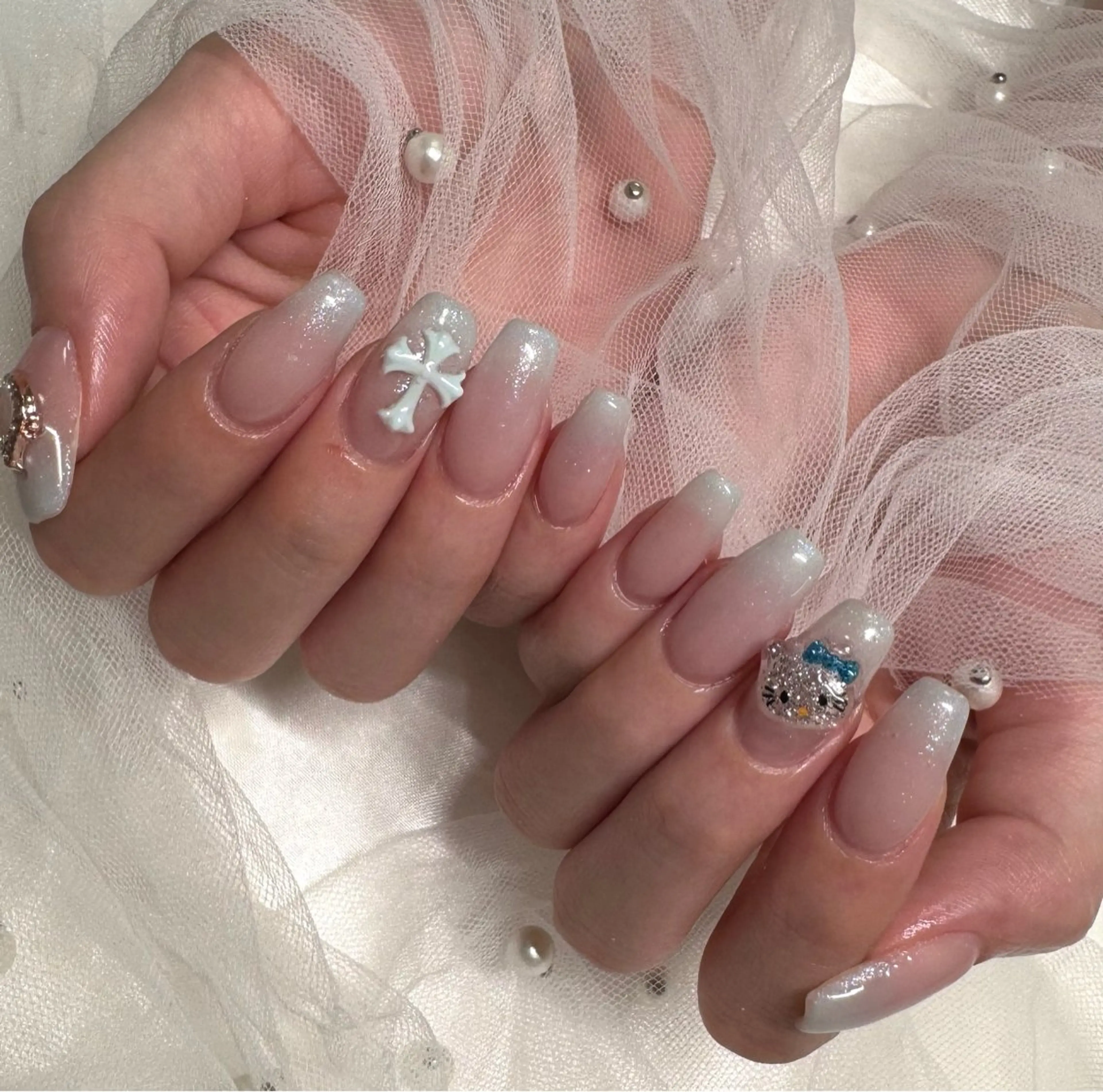 ネイル ハンドネイル Roi〈ロワ〉 Rinneのネイルデザイン