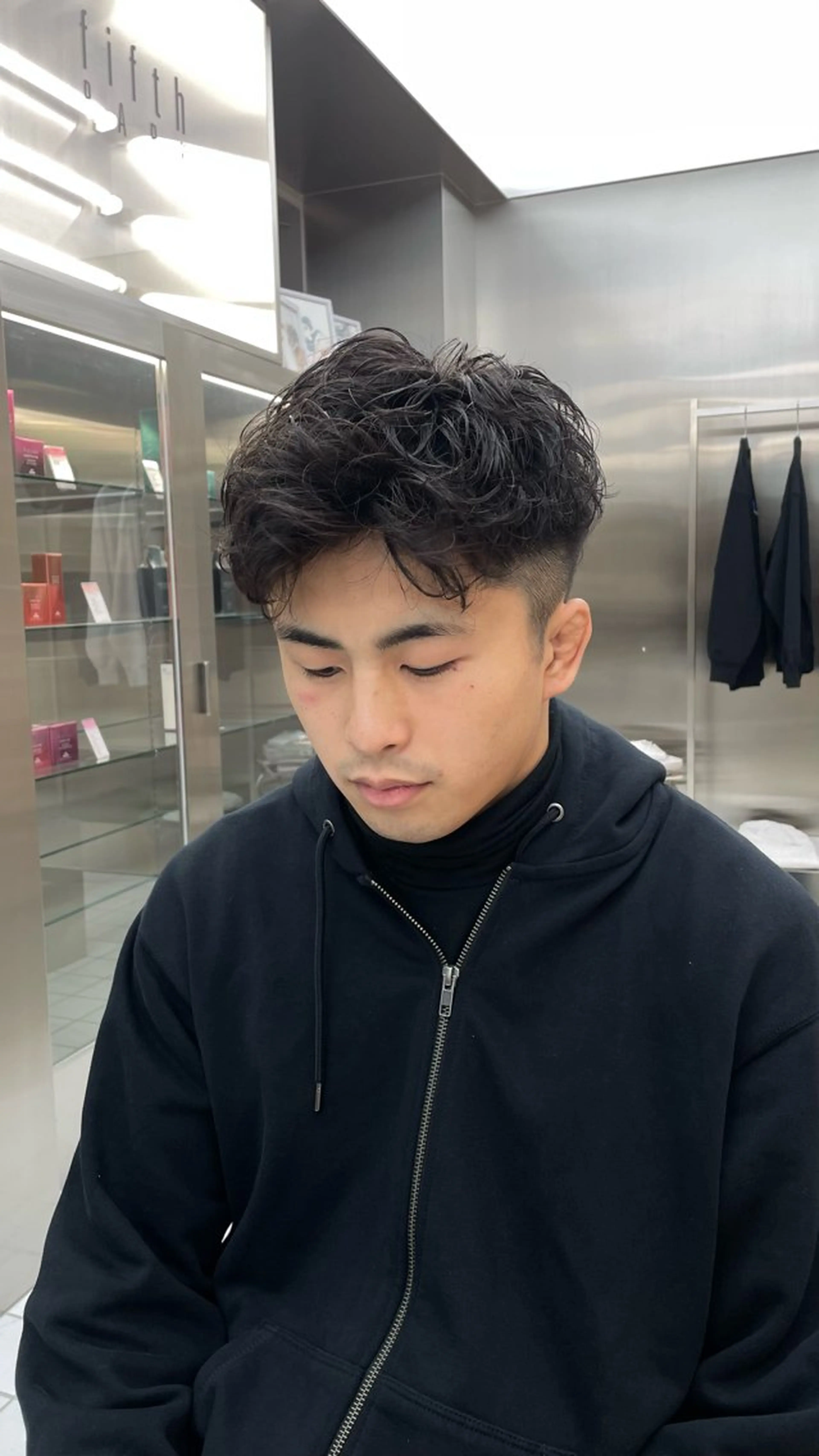 カット+無造作パーマの写真