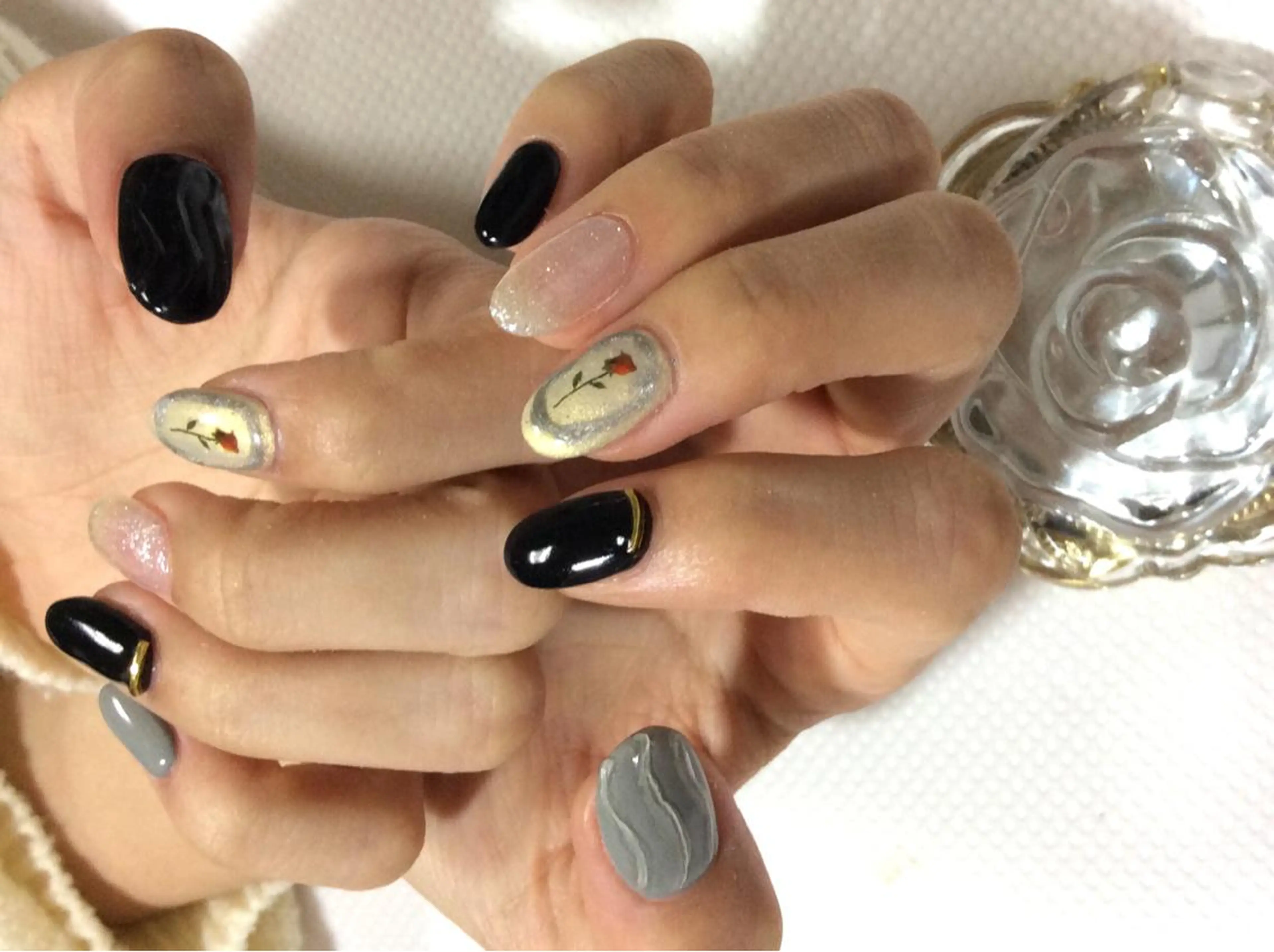 ネイル ハンドネイル Eye アイのネイルデザイン