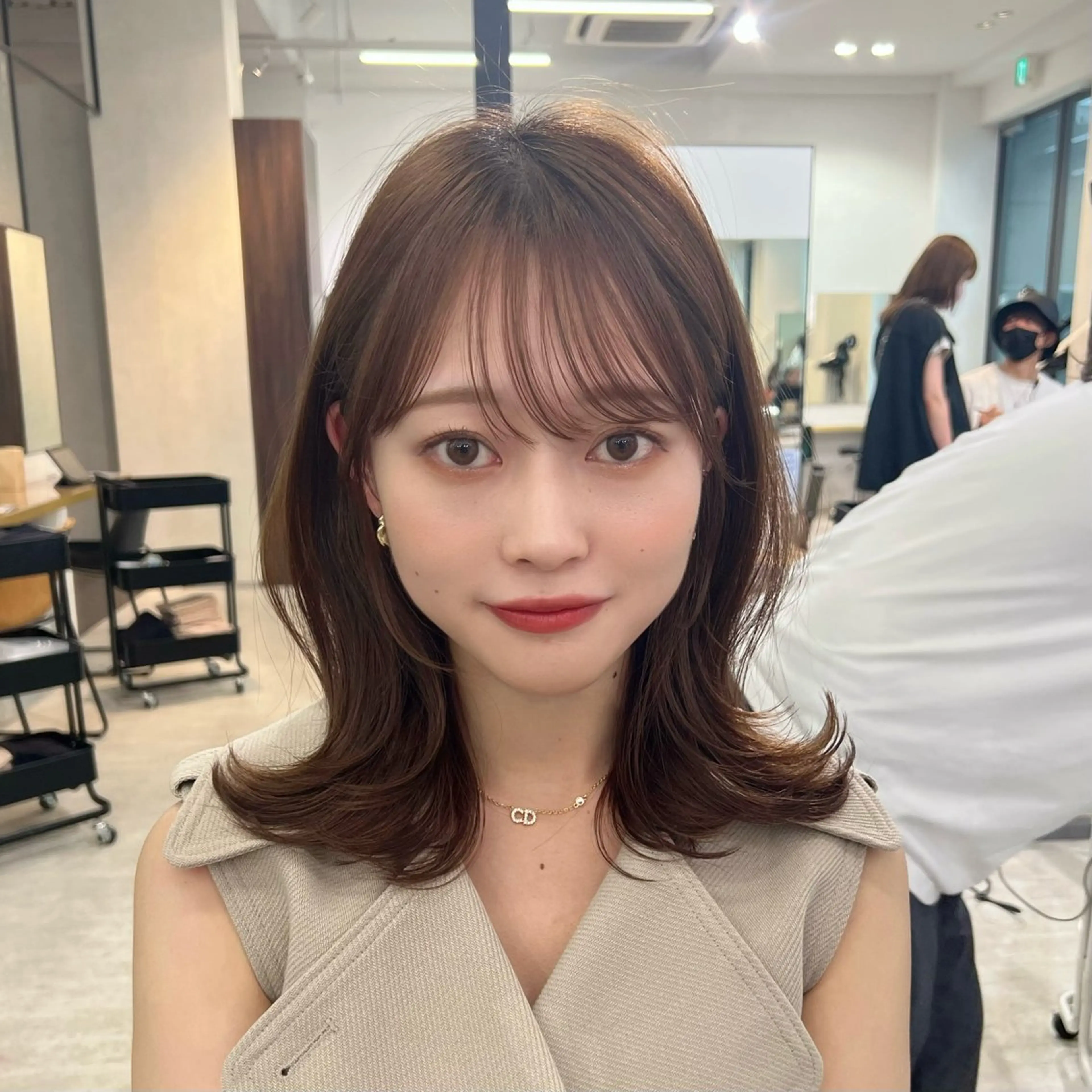 ミディアム カラー カット ⭐️似合わせボブ 縮毛矯正⭐️かえでのヘアスタイル