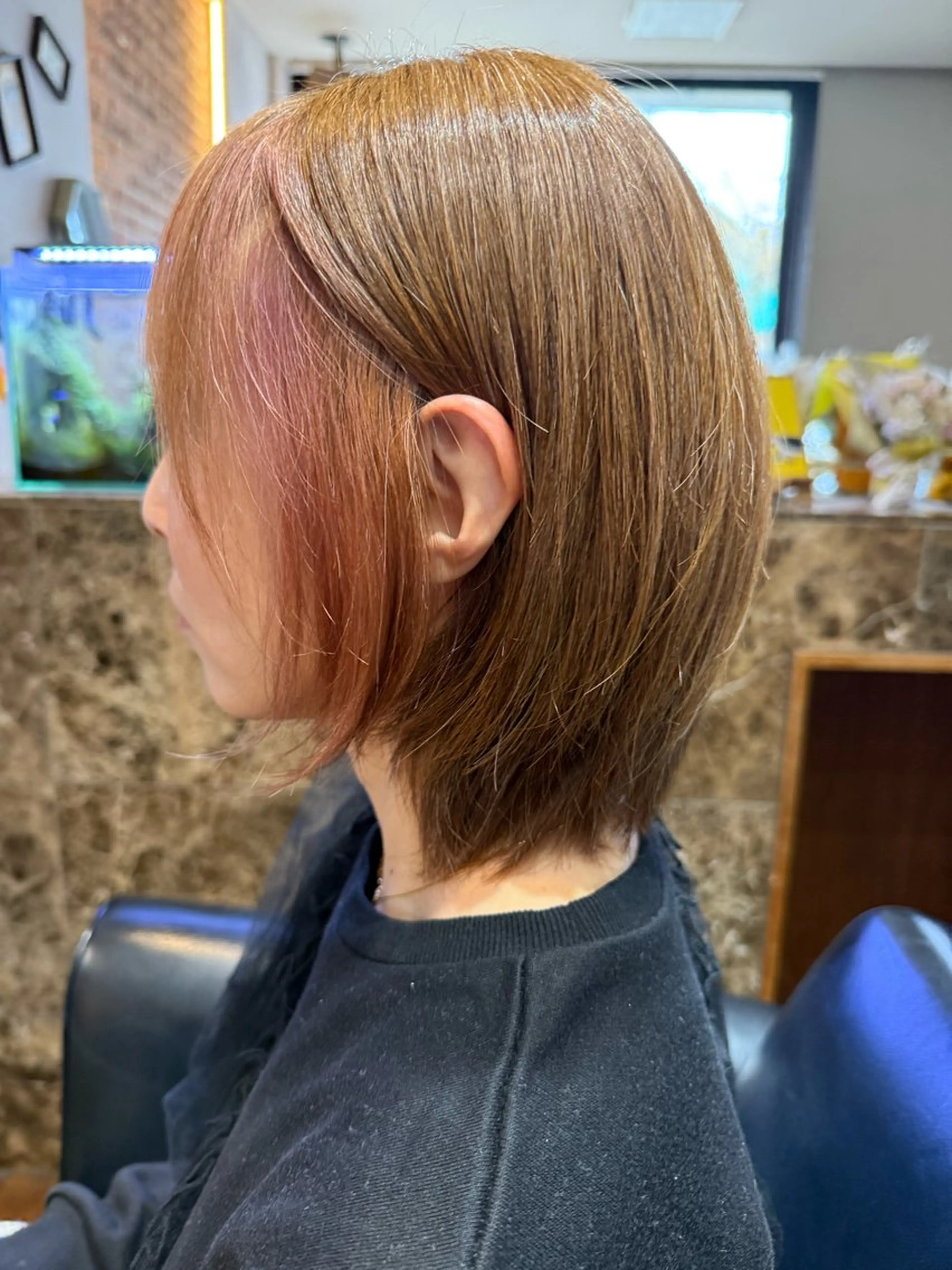 ショート カラー アンダーバーホワイト上本町所属・園田 としきのヘアスタイル
