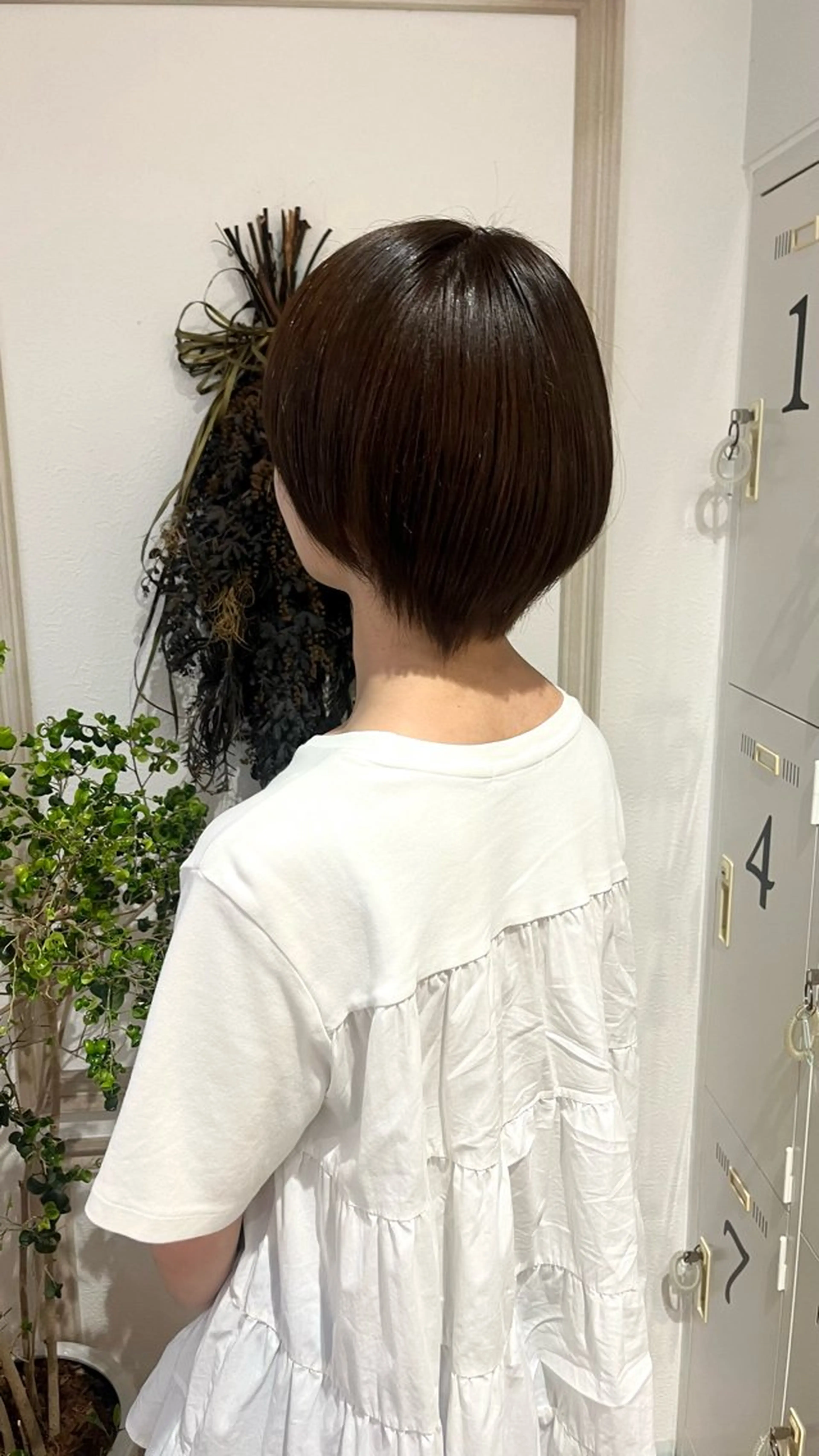 カラー merc.🐑🤍 山口夏希のヘアスタイル