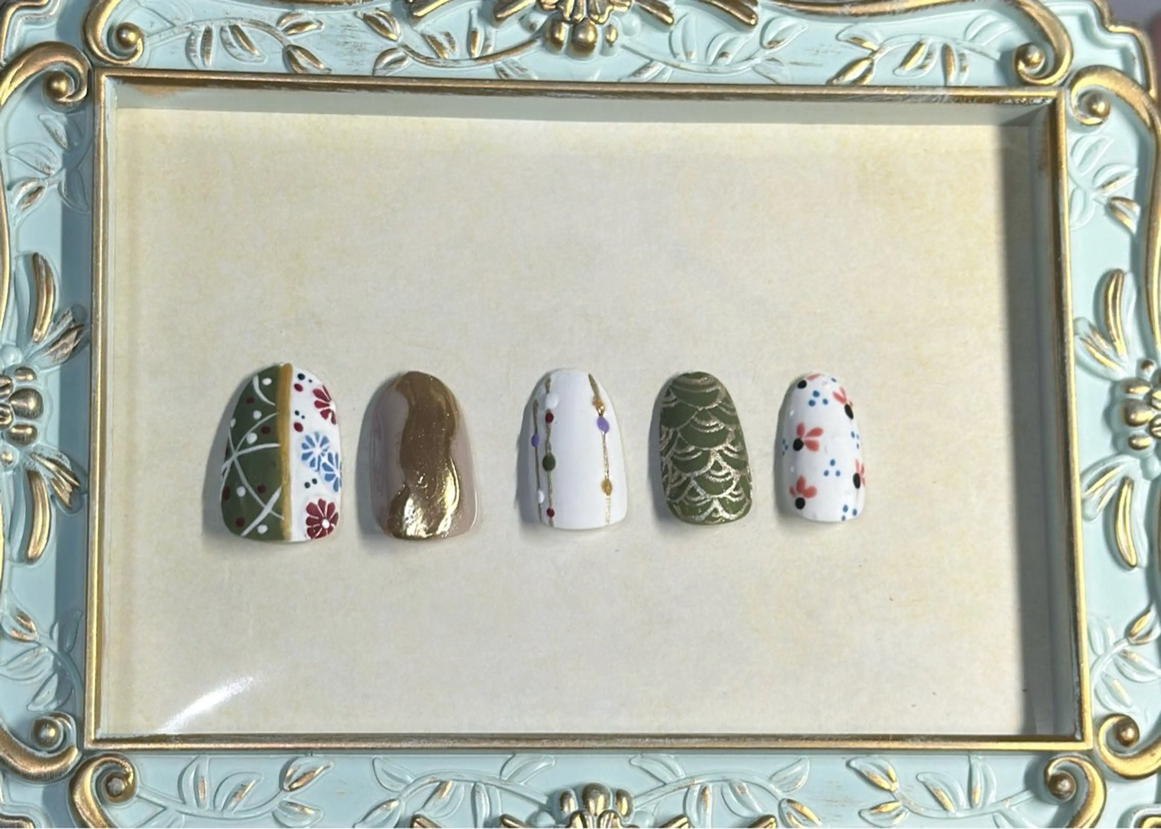 ネイル Queenie nailのネイルデザイン