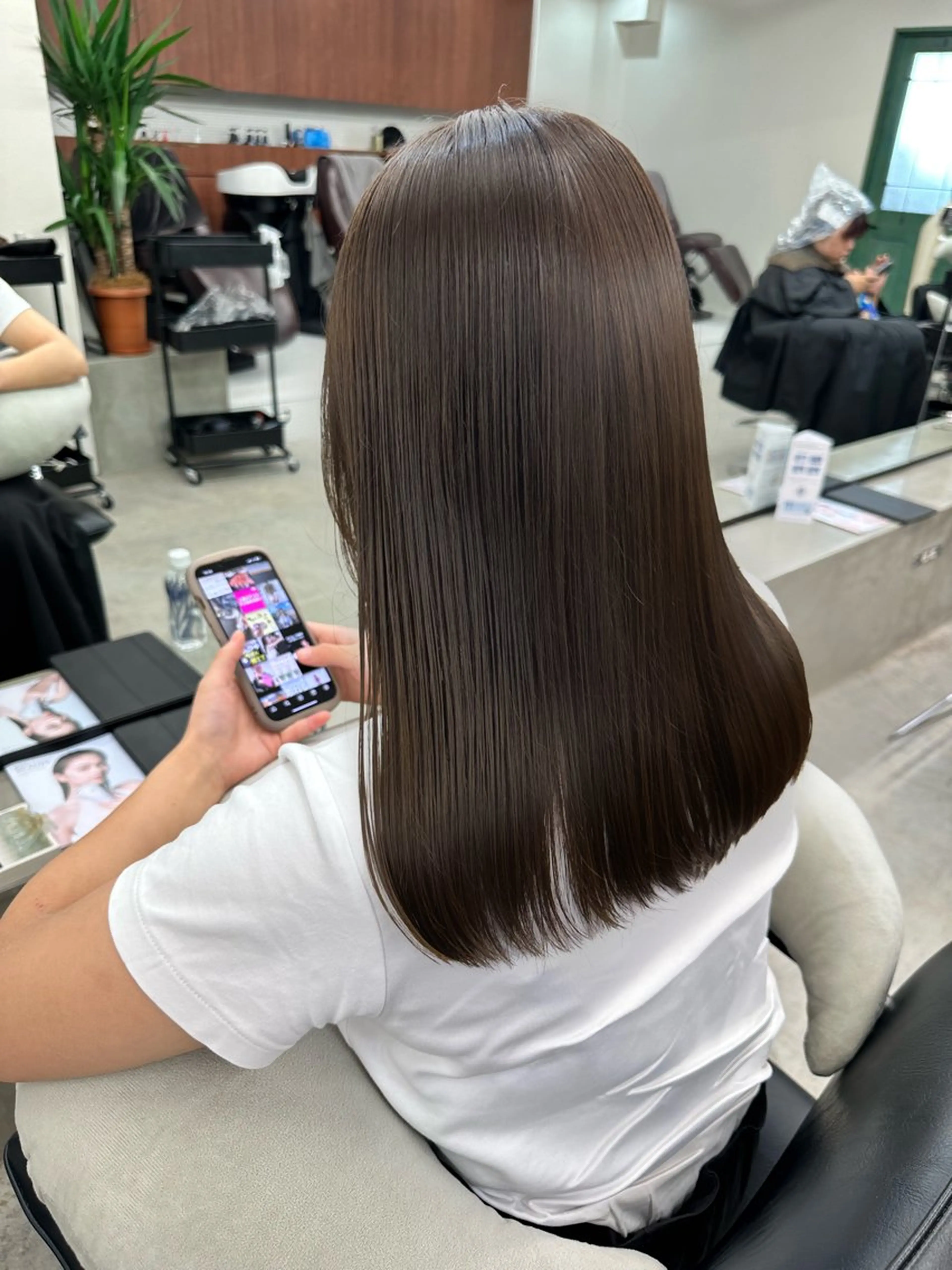 ロング カラー ブリーチ ケアブリーチ 透明感カラー ダブルカラー 髪質改善 カット ヘアカラー トリートメント 髪質改善/レイヤー/ 艶髪🎀ayaneのヘアスタイル