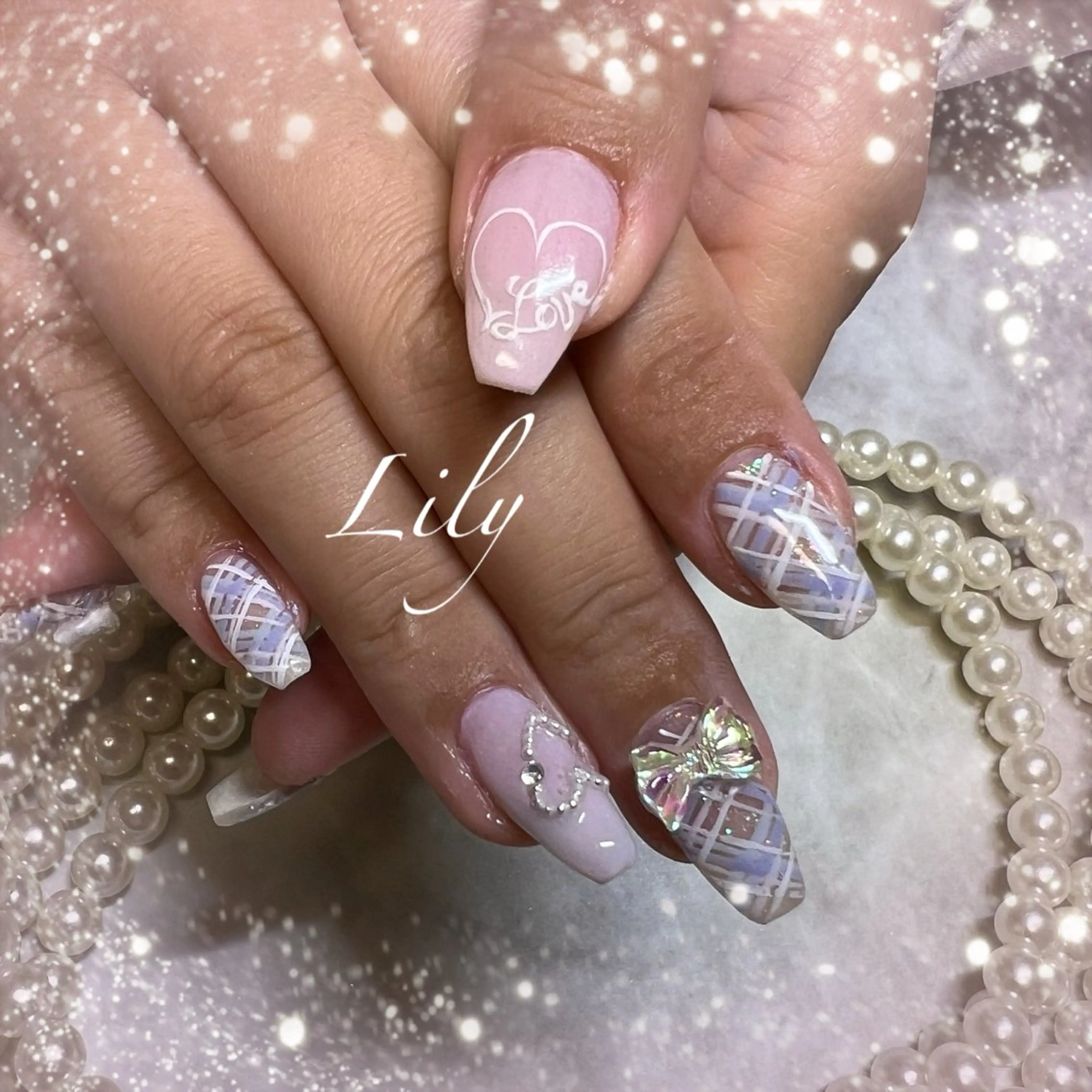 ネイル リボン Nailsalon Lilyのネイルデザイン