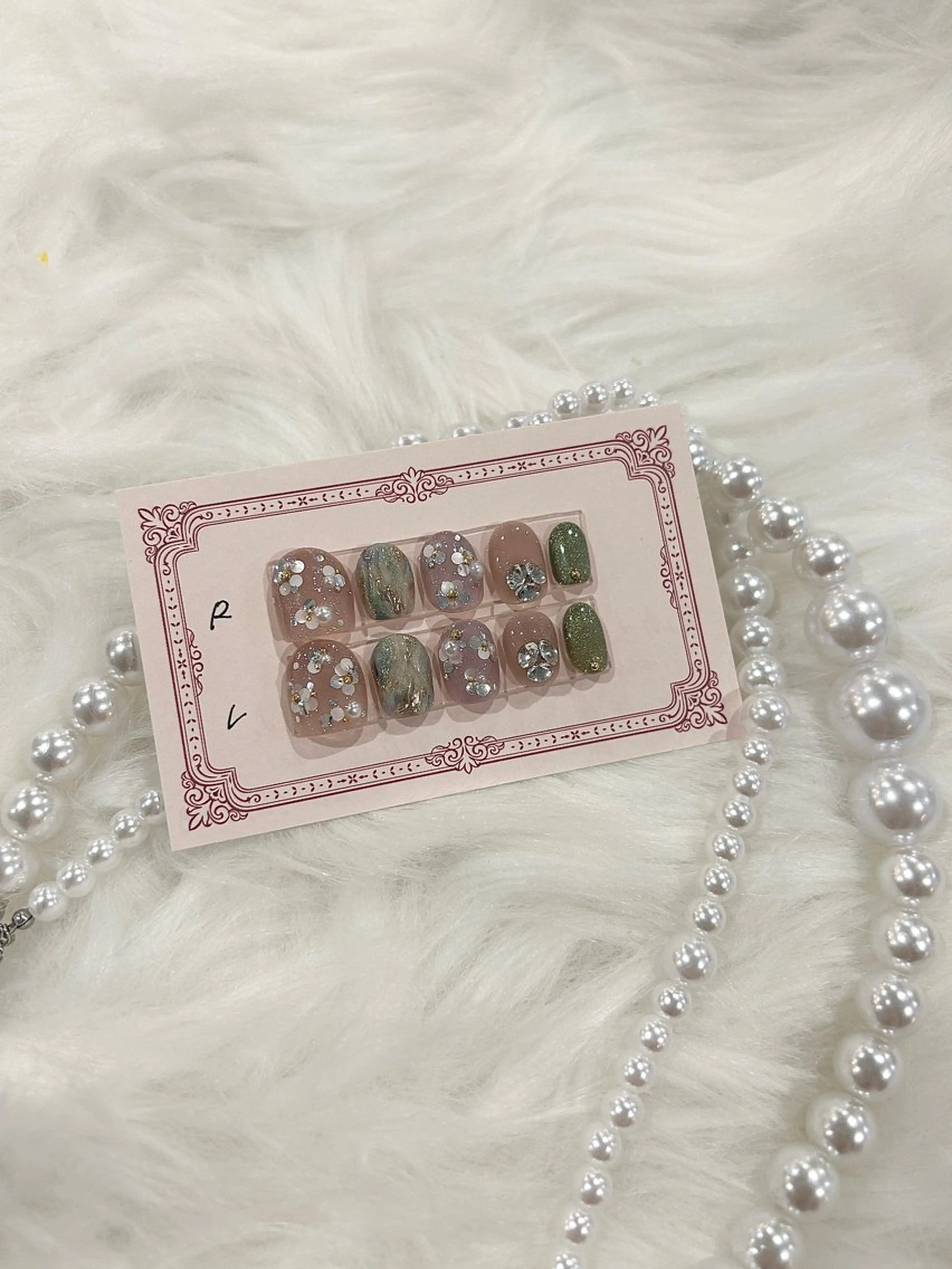 ネイル Cleo🧸伏見店 mikiのネイルデザイン