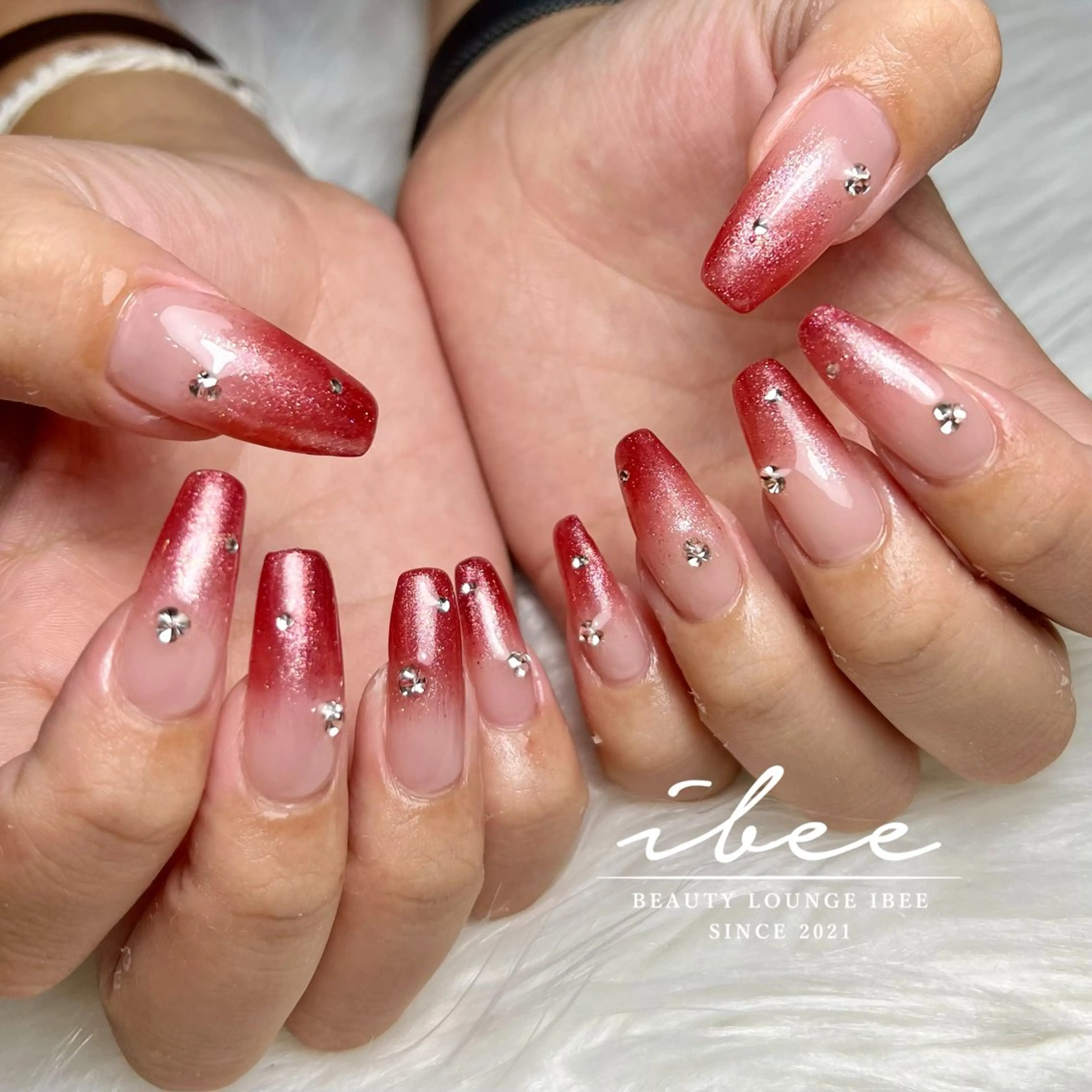 ネイル ハンドネイル ibee nail 🤍yumiのネイルデザイン