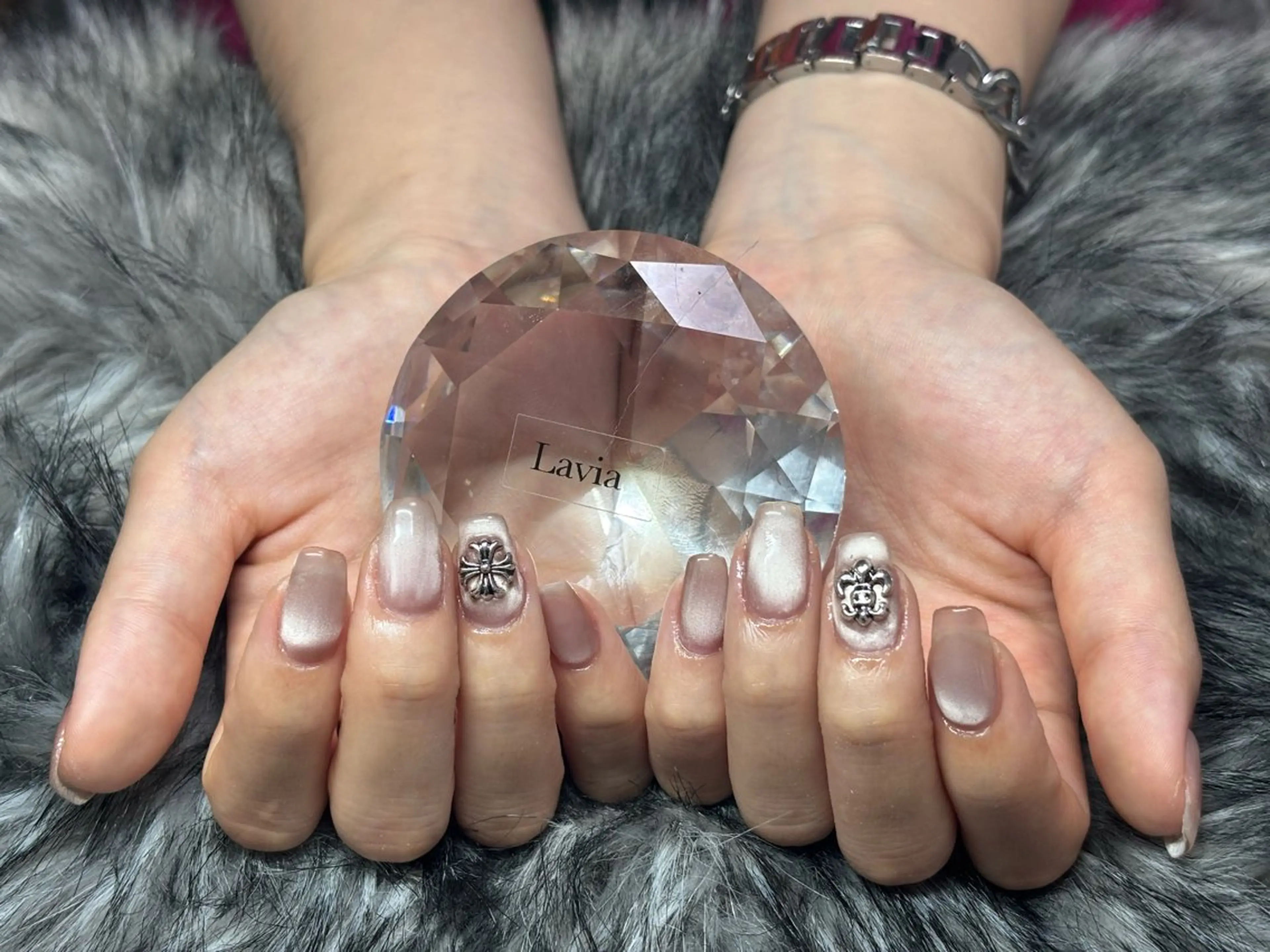 ネイル マグネットネイル ハンドネイル nail salon Lavia所属・Lavia Nanamiのネイルデザイン