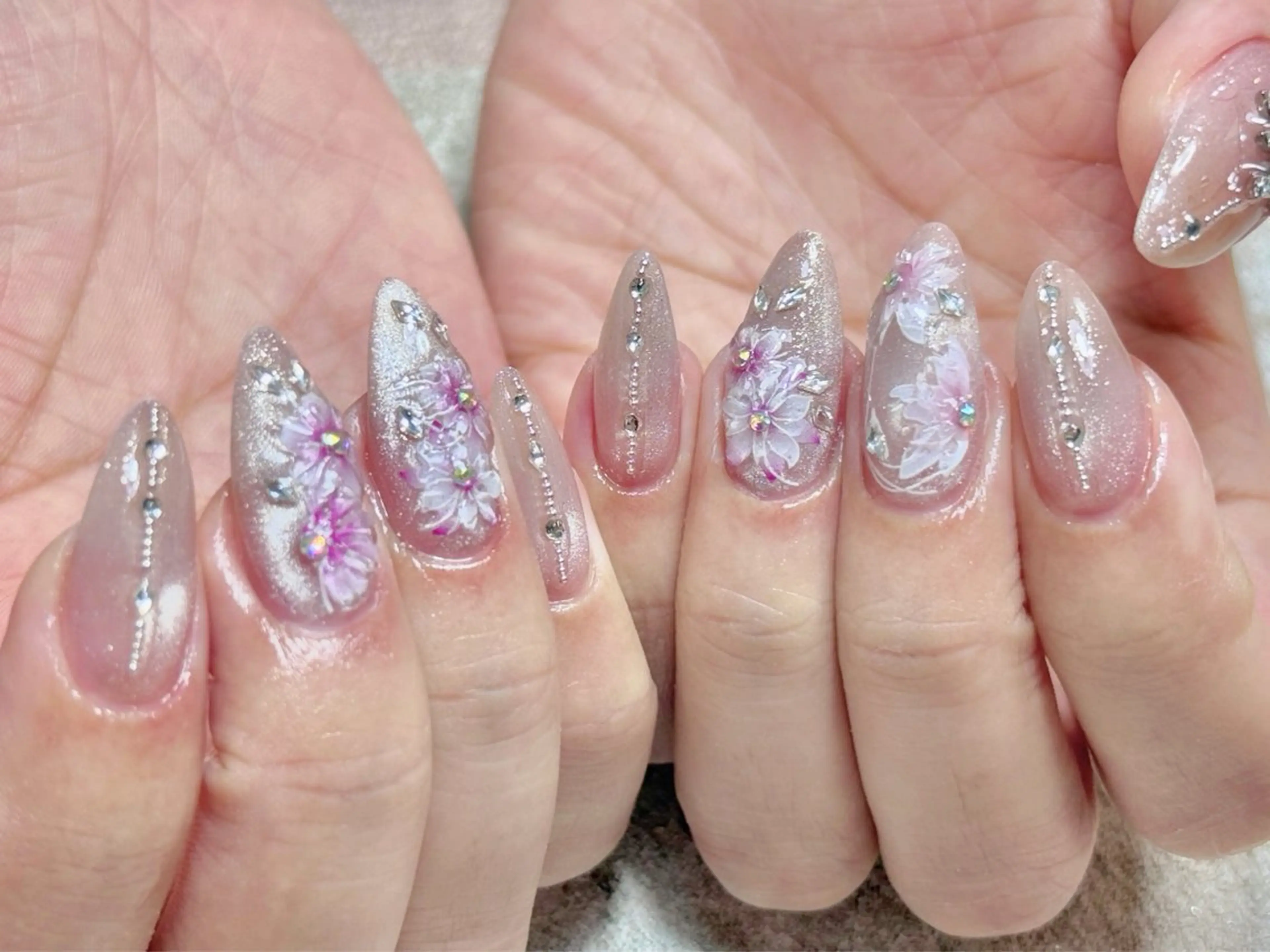 ネイル ハンドネイル Rola kira nail salon所属・Rola kira 麗のネイルデザイン