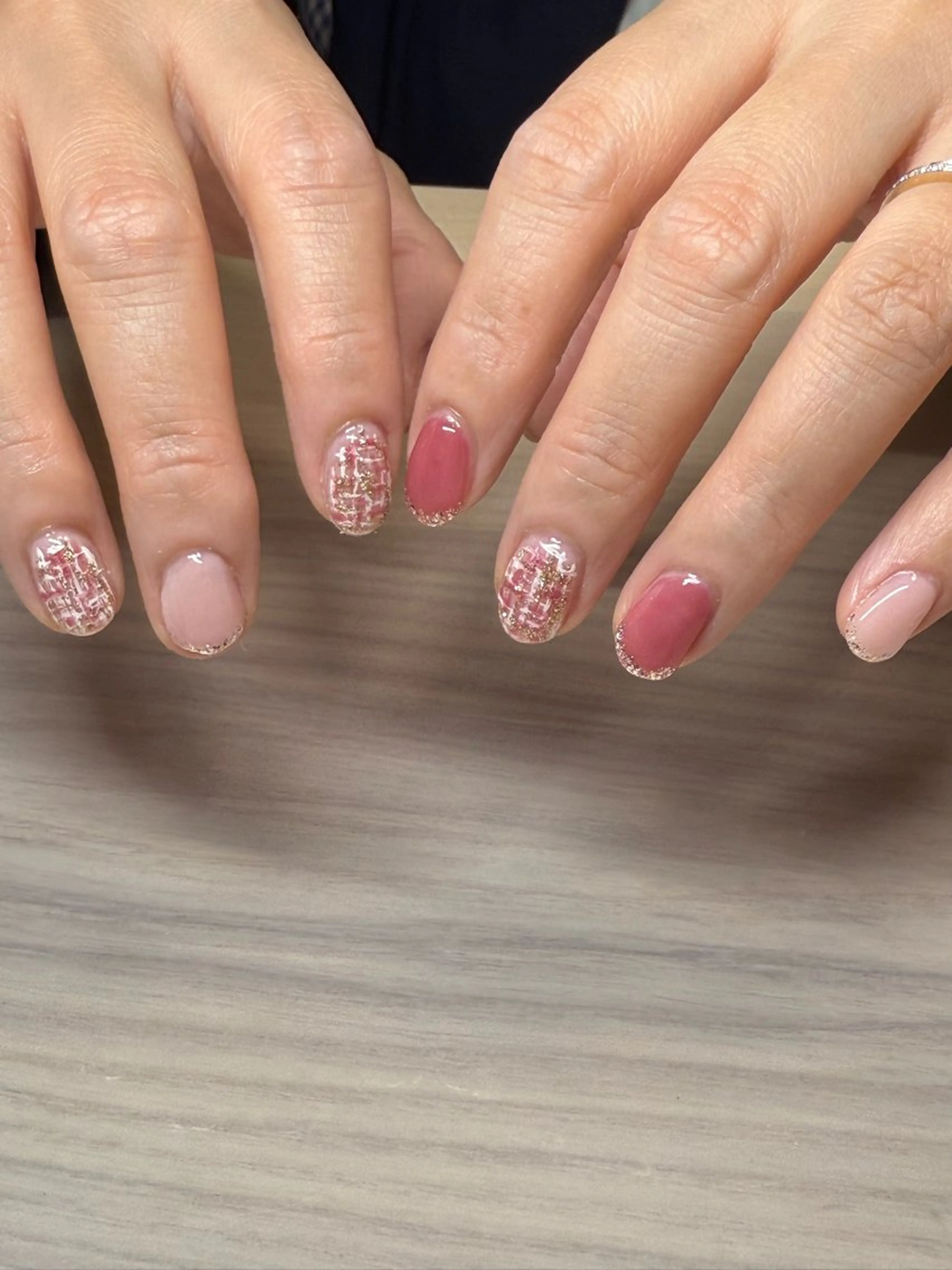 カラー ピンクカラー ハンドネイル デ・アイム「nail salon MIMIPARUN」所属・ナリス化粧品 MIMIPARUNのネイルデザイン