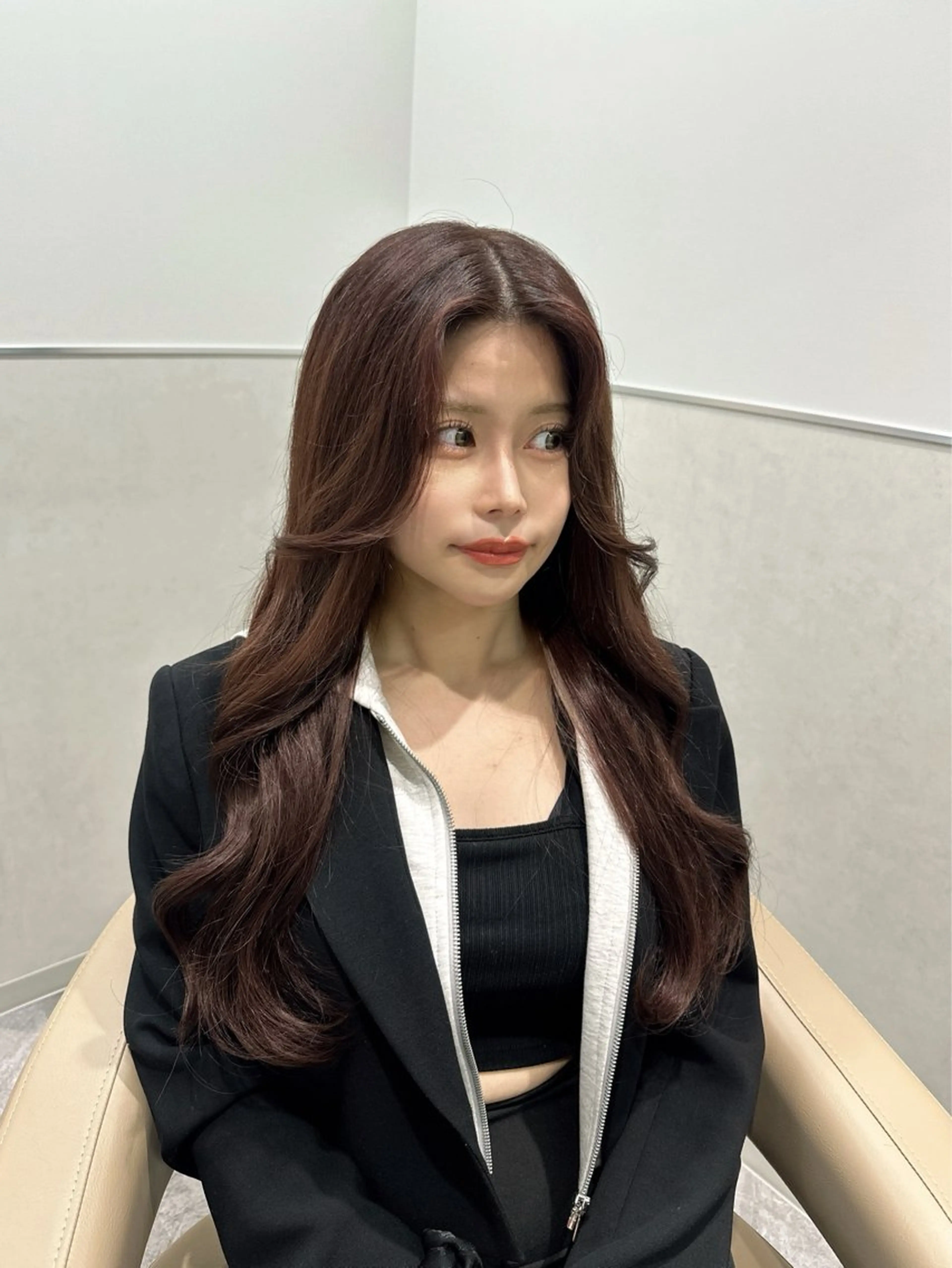 ロング 韓国風ヘア レイヤーカット ロング 韓国ヘア/エクステ/ Maiのヘアスタイル