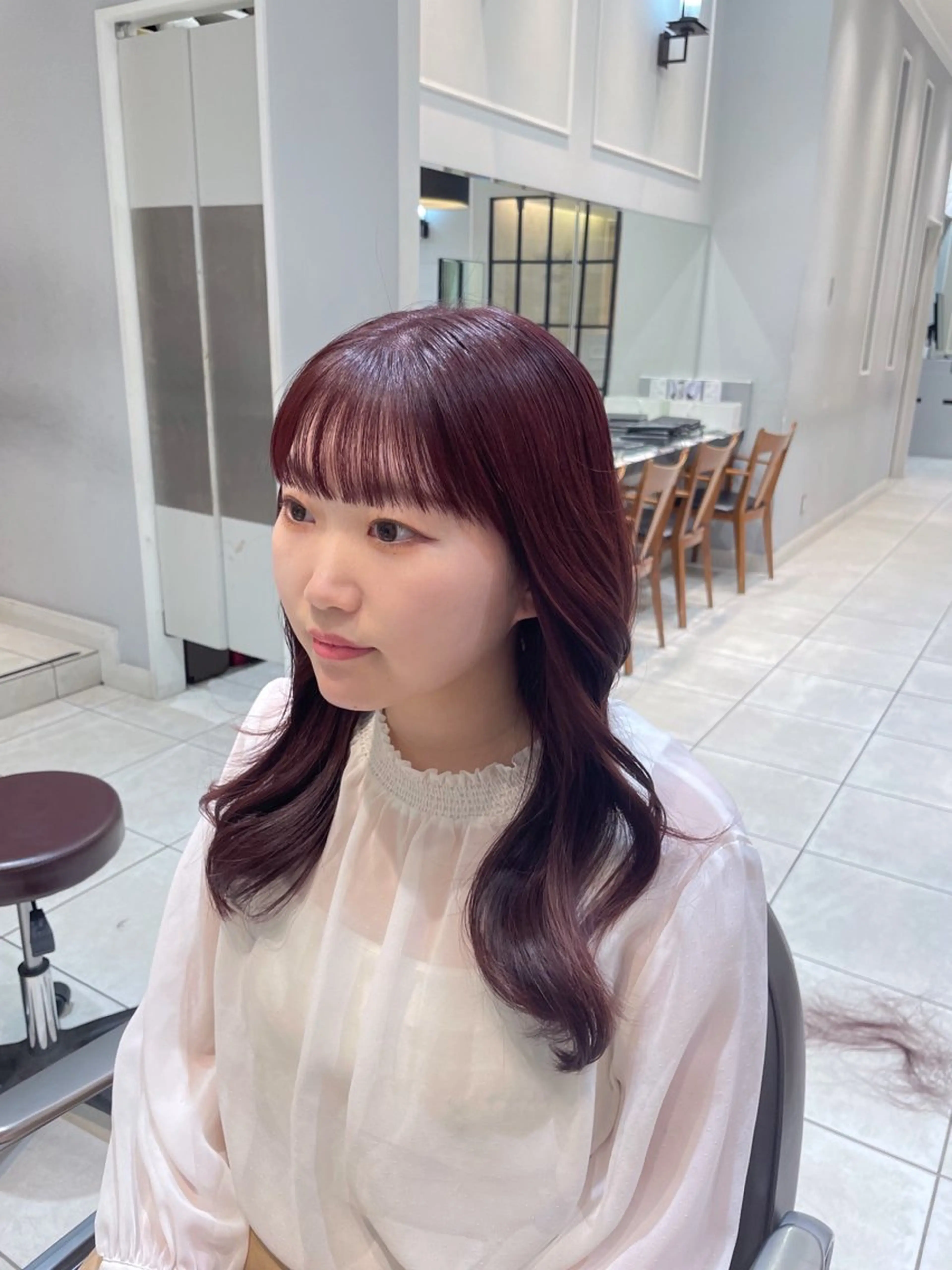 ロング 🩶赤み消しカラー 🐈‍⬛荻野美思🐾のヘアスタイル