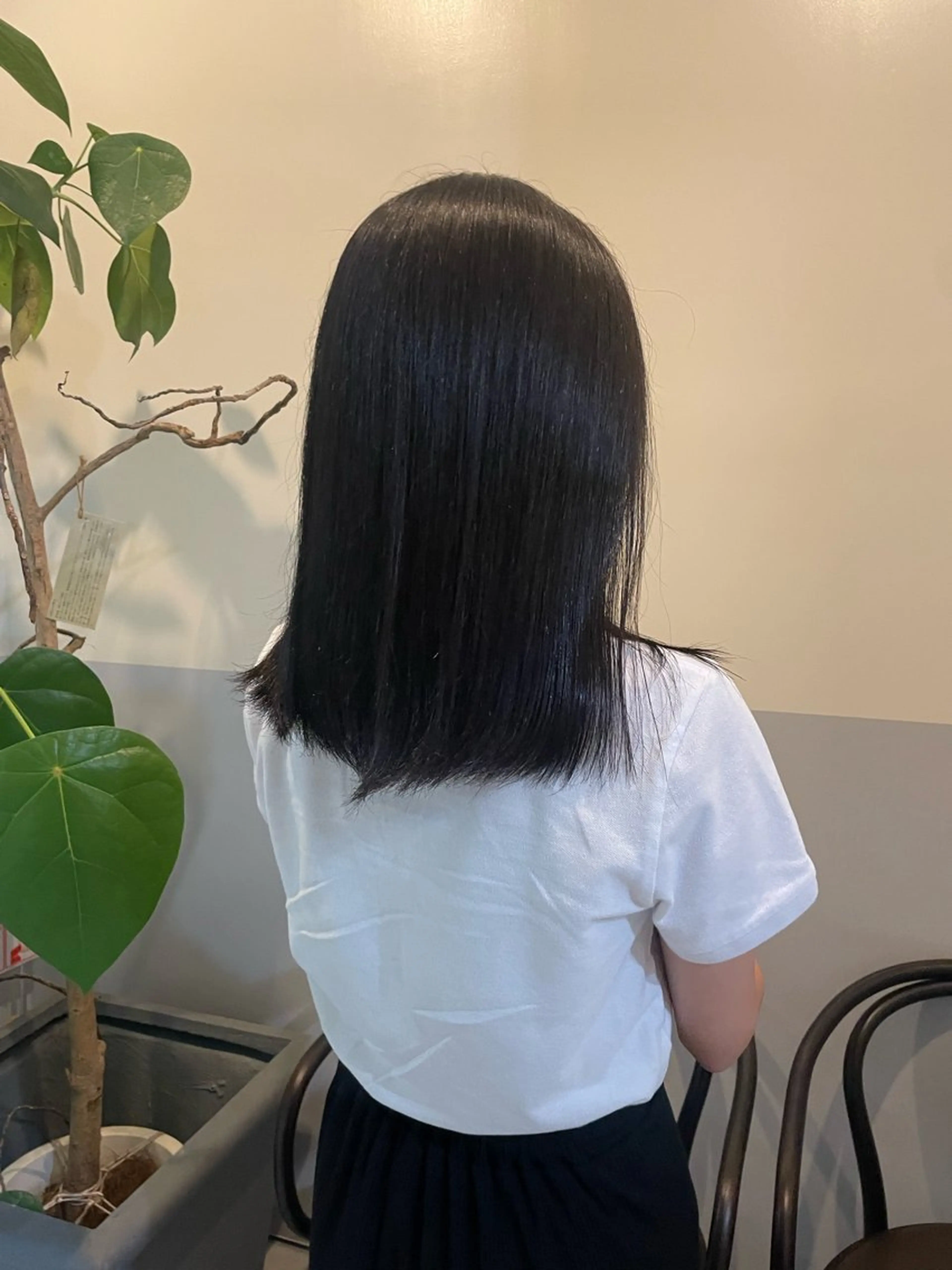 カラー 黒髪 イルミナカラー basho ノエ.／カットモデルのヘアスタイル