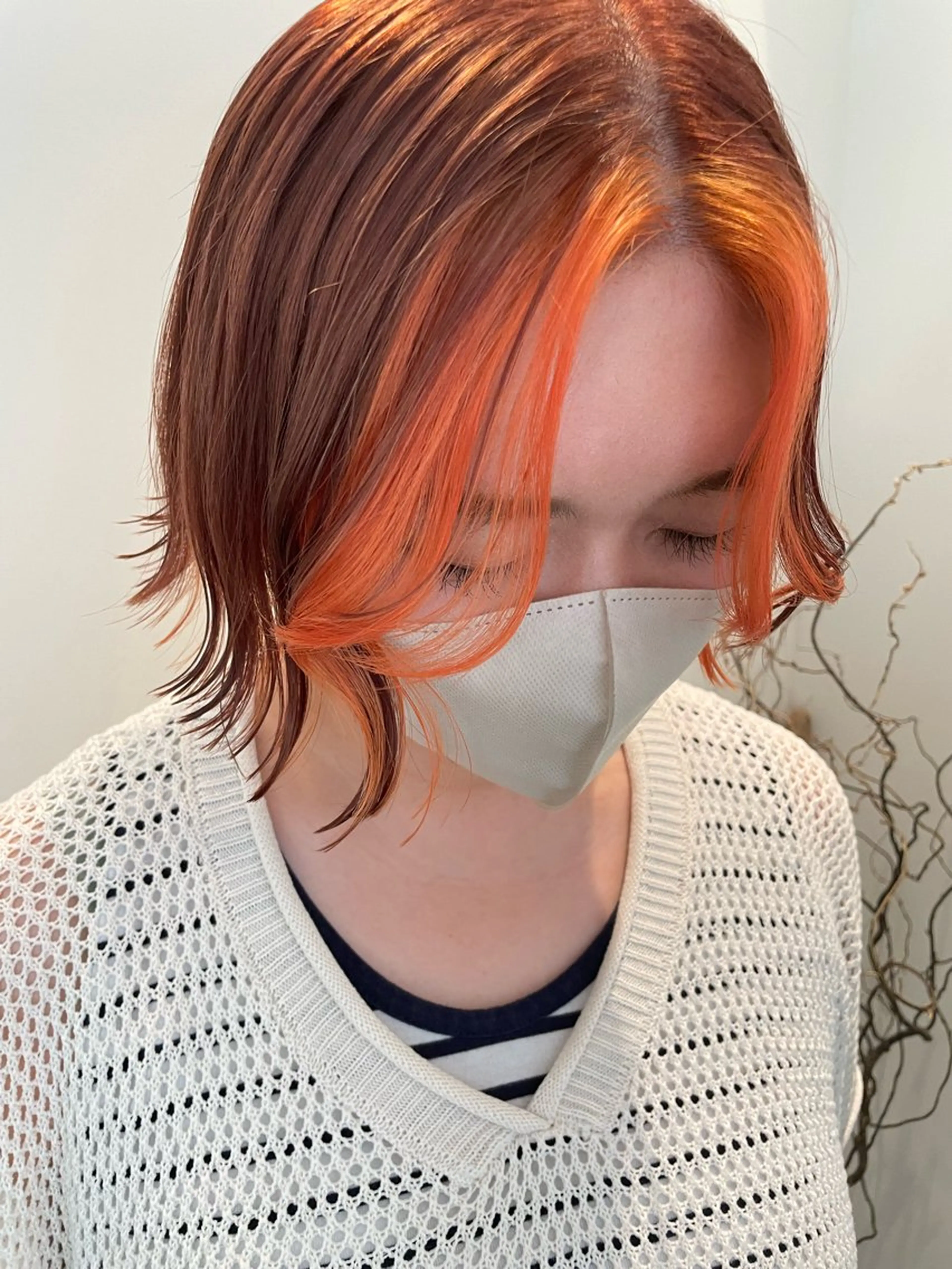 ショート カラー バレイヤージュ ミストバング イヤリングカラー  フェイスフレーミング グラデーションカラー ヘアカラー トリートメント ブリーチ👩‍🦳/ ‪✂︎MANAMIのヘアスタイル