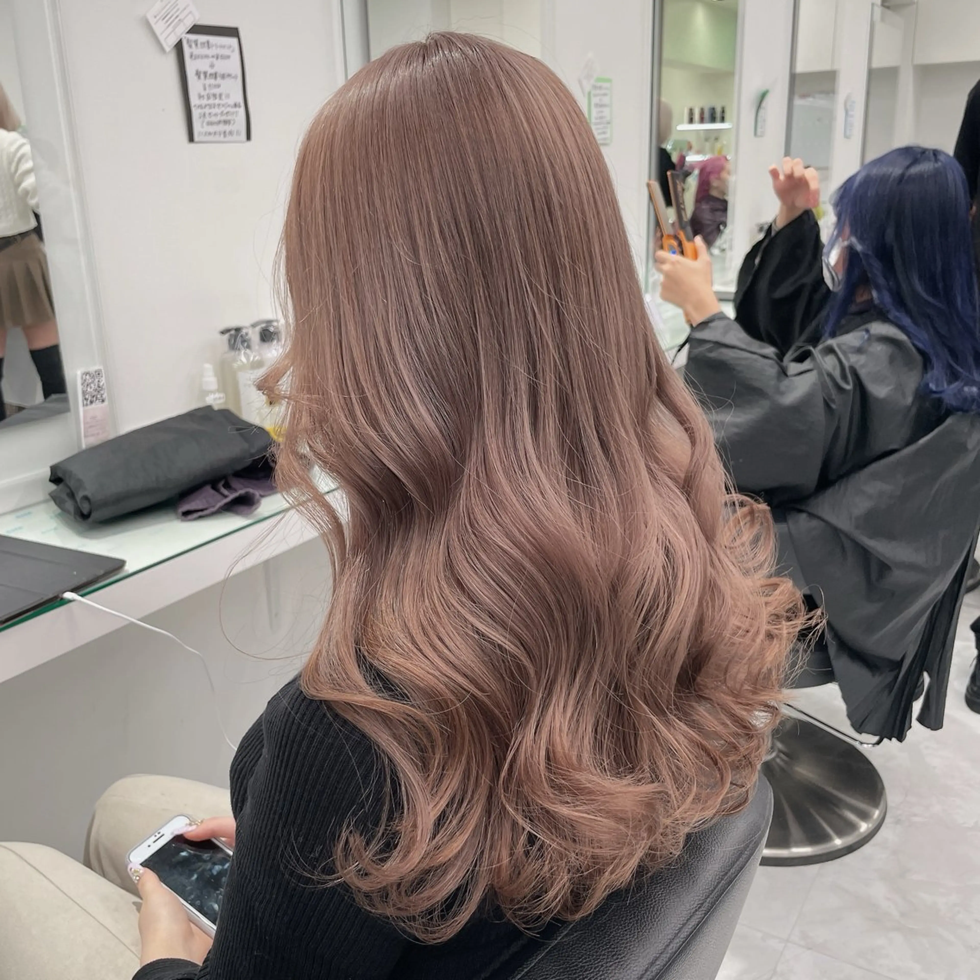 ロング メンズ ヘアカラー トリートメント 艶感ミルクティー🤍 色落ち綺麗🤍ともやのヘアスタイル