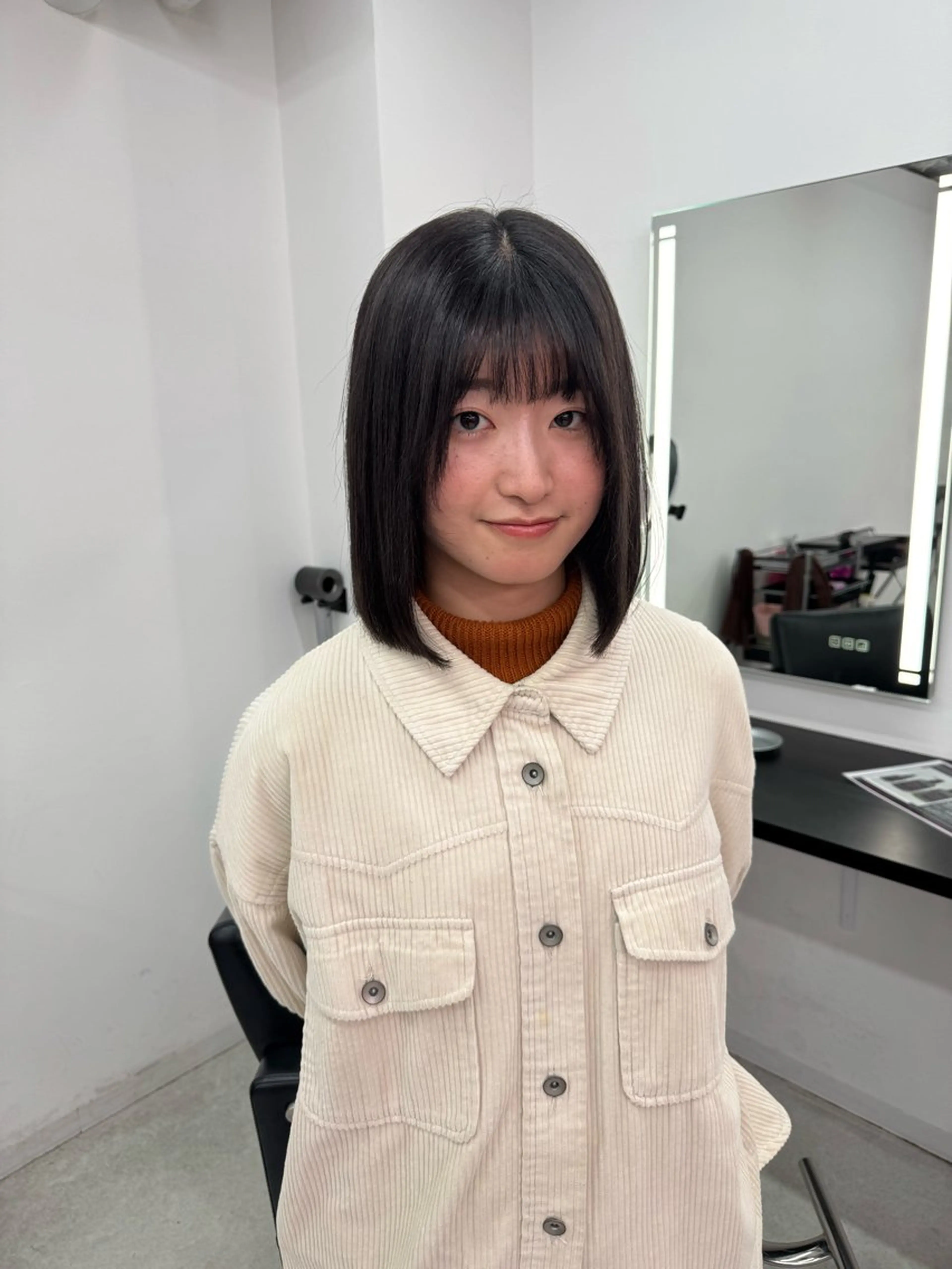 ミディアム カラー ヘアカラー トリートメント 透明カラー/韓国風 Subaruのヘアスタイル