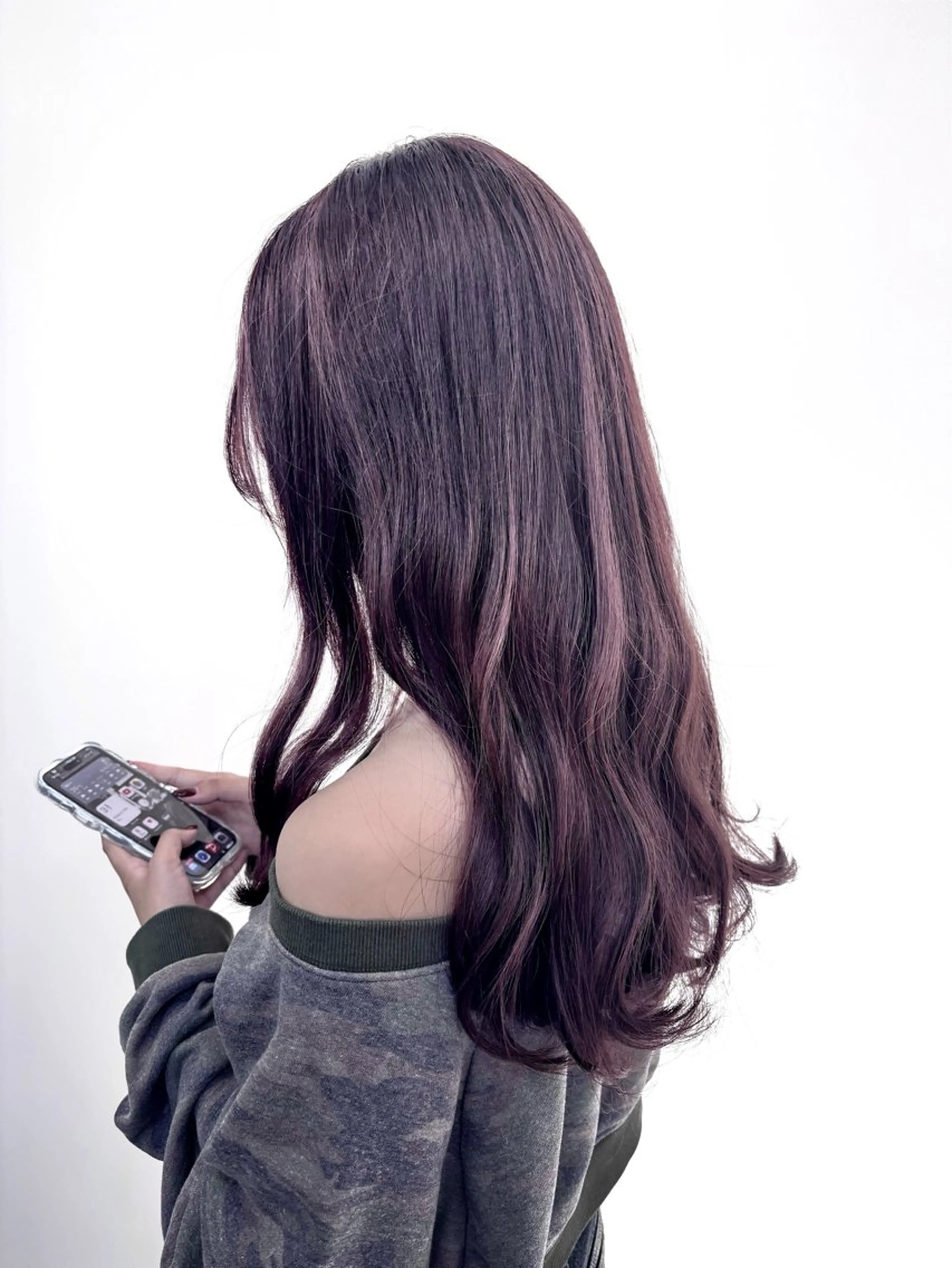 ロング カラー ブラウンカラー ピンクカラー ピンクブラウン ギミックパシャ所属・みゆ/ケア ブリーチ/ハイトーンのヘアスタイル