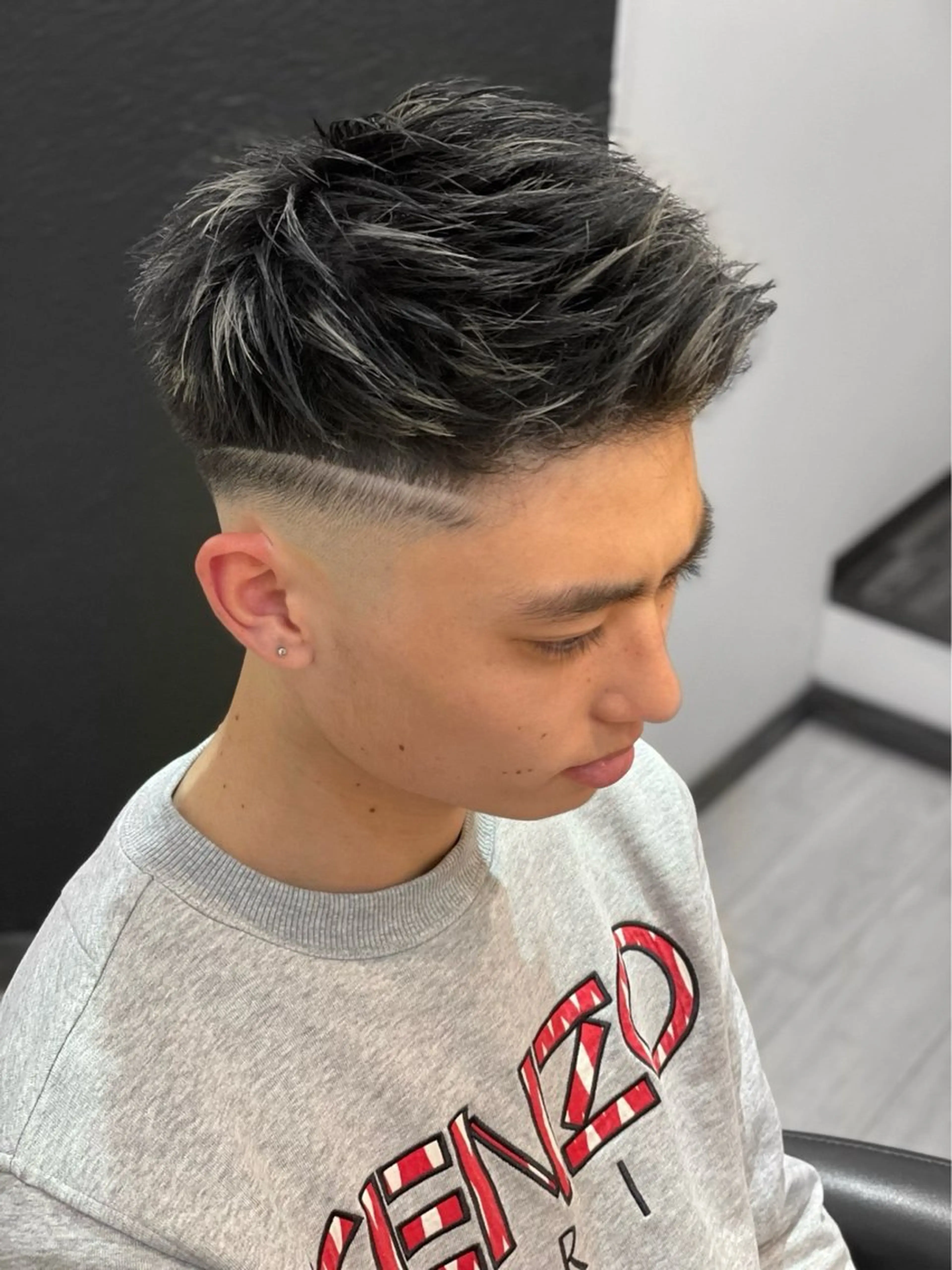 ショート カラー メンズ メンズブリーチ メンズメッシュ ブリーチ メッシュ 福田 竜作のヘアスタイル