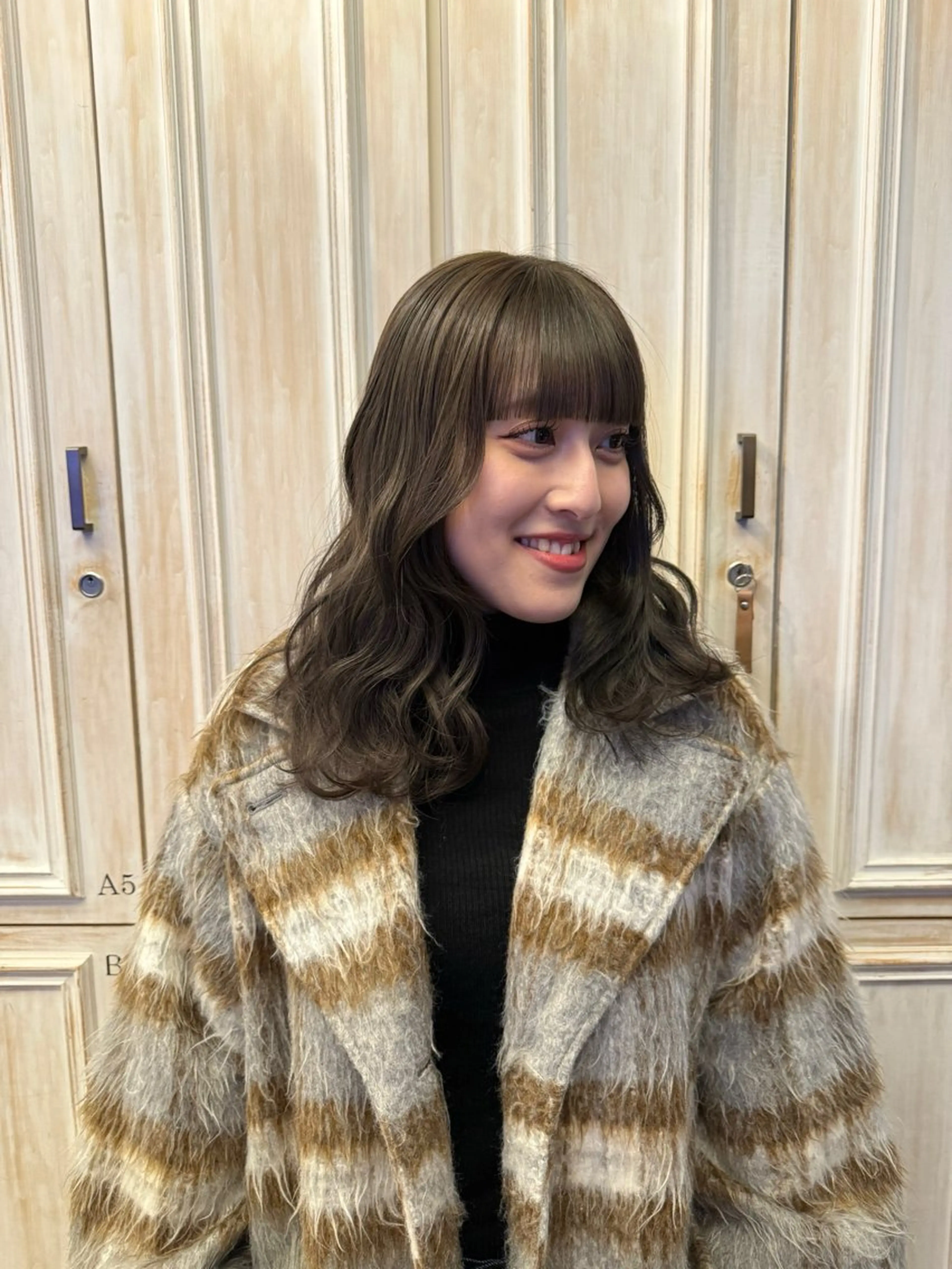 セミロング カラー カット ヘアカラー 梅田茶屋町 / wakanaのヘアスタイル