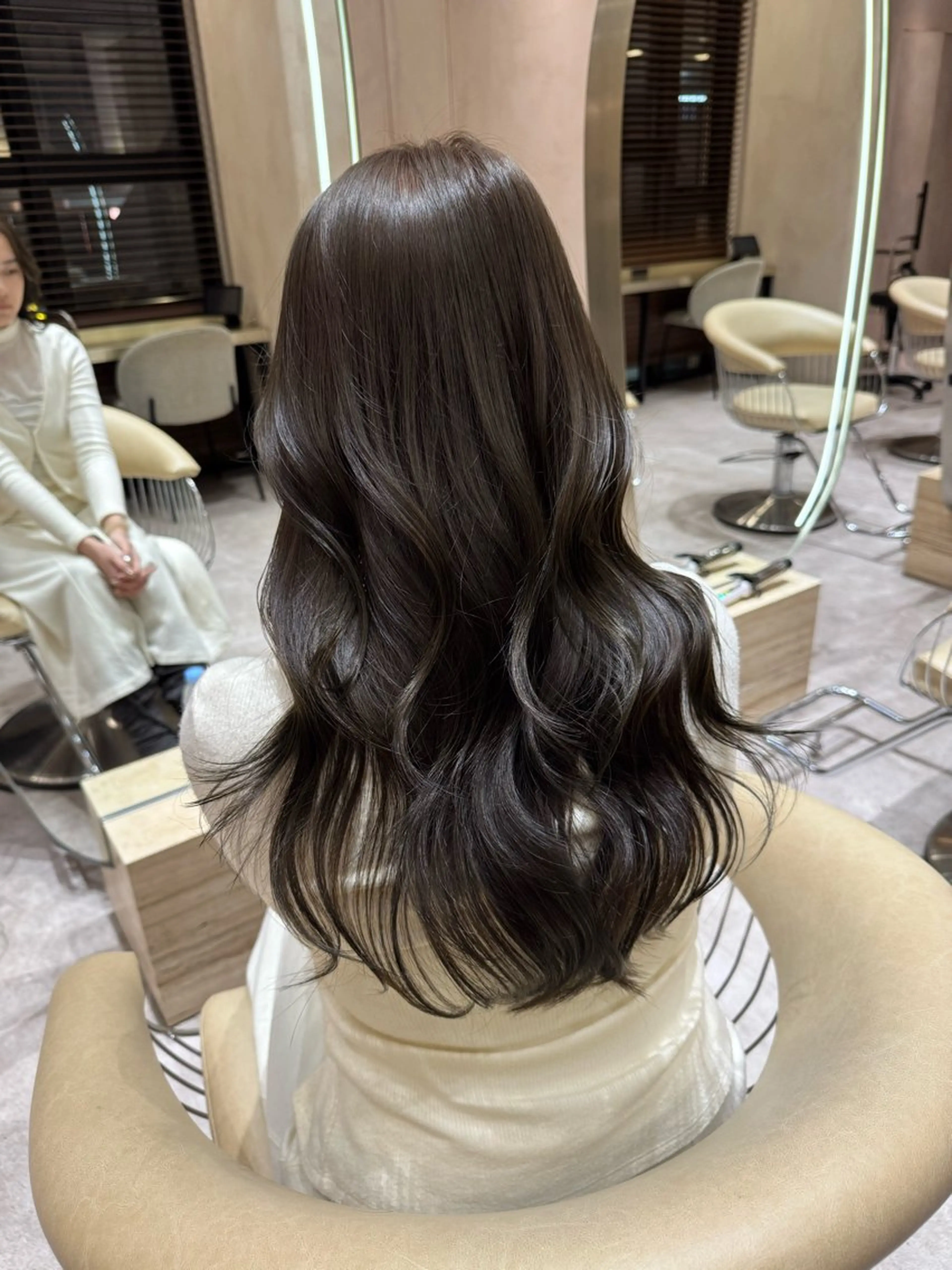セミロング カット ヘアカラー トリートメント 韓国ヘア/ベージュ カラー/髪質改善/涼のヘアスタイル
