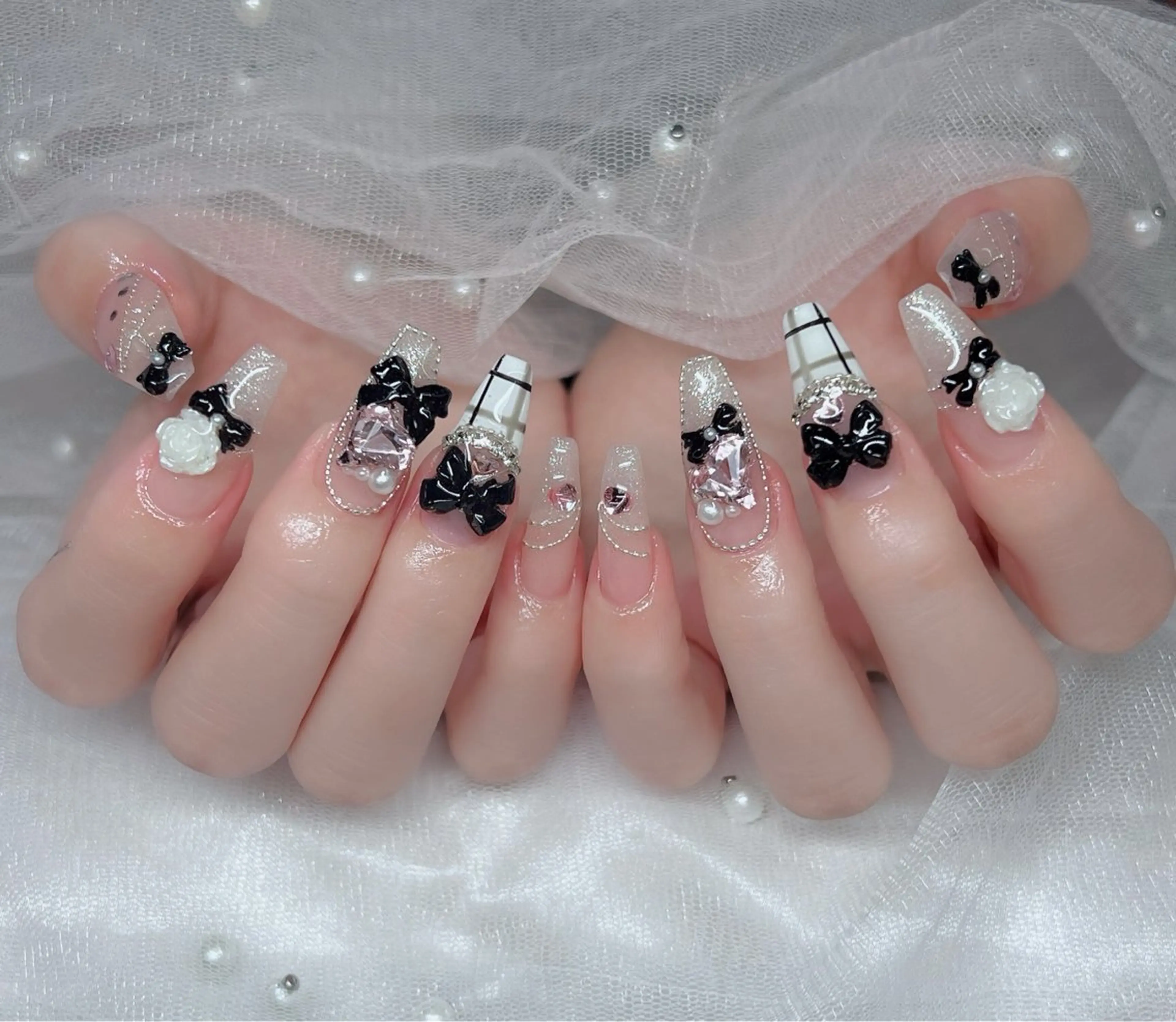 ネイル ハンドネイル 🎀Lilla🩵 ネイルサロンのネイルデザイン