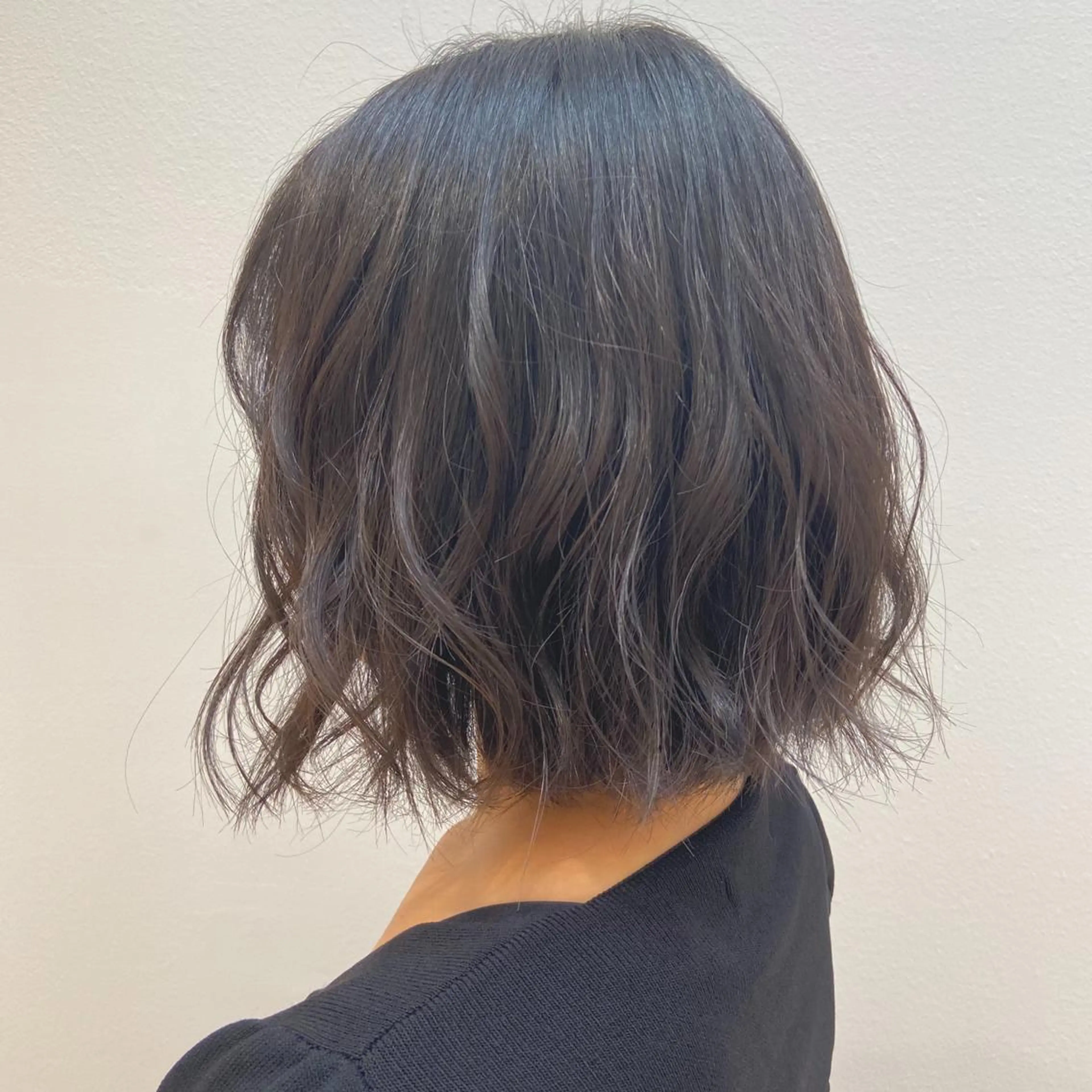 ショート loca by tree所属・うる艶暖色カラー HARUNAのヘアスタイル