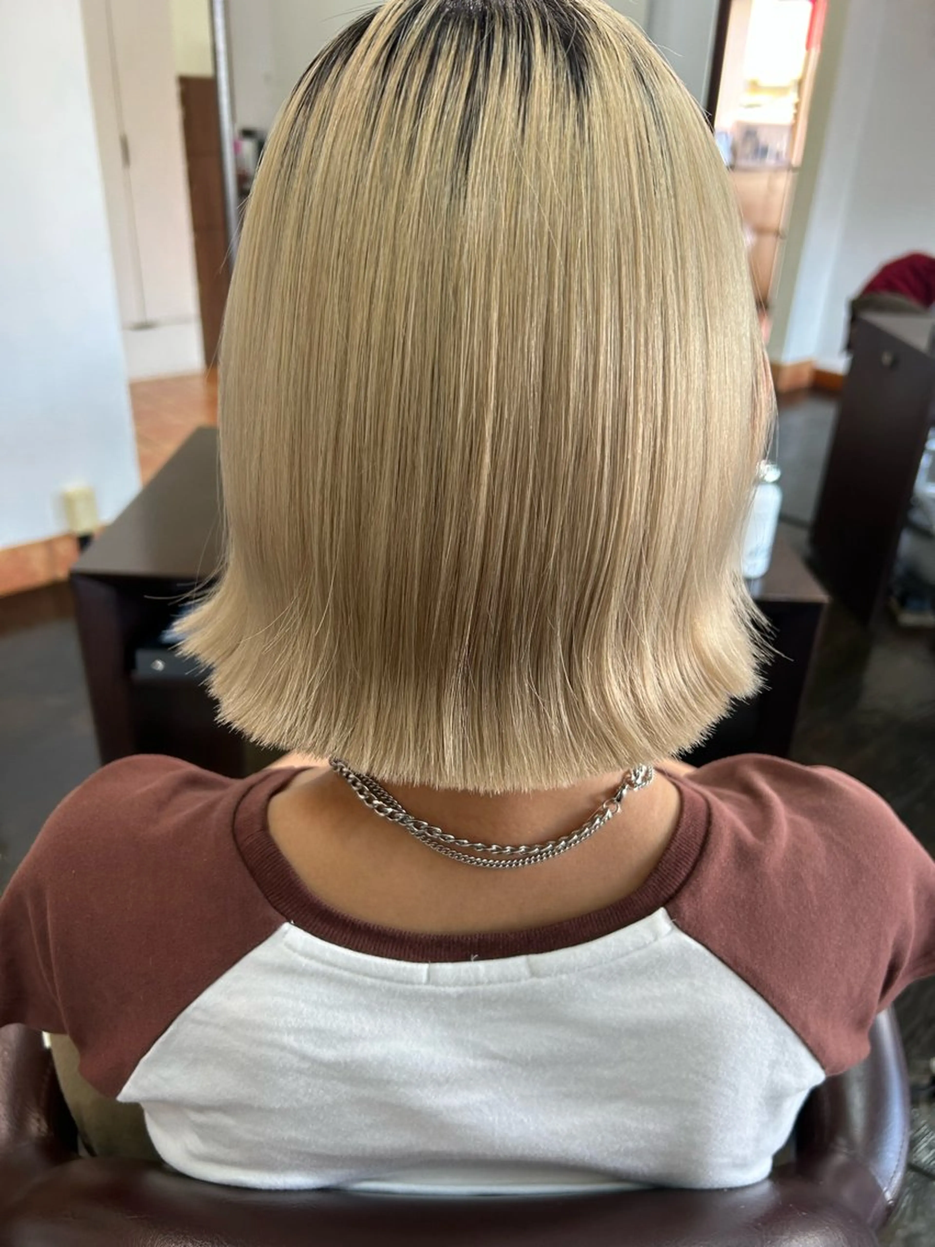 ショート 切りっぱなしボブ ボブ カット 康本 将輝のヘアスタイル
