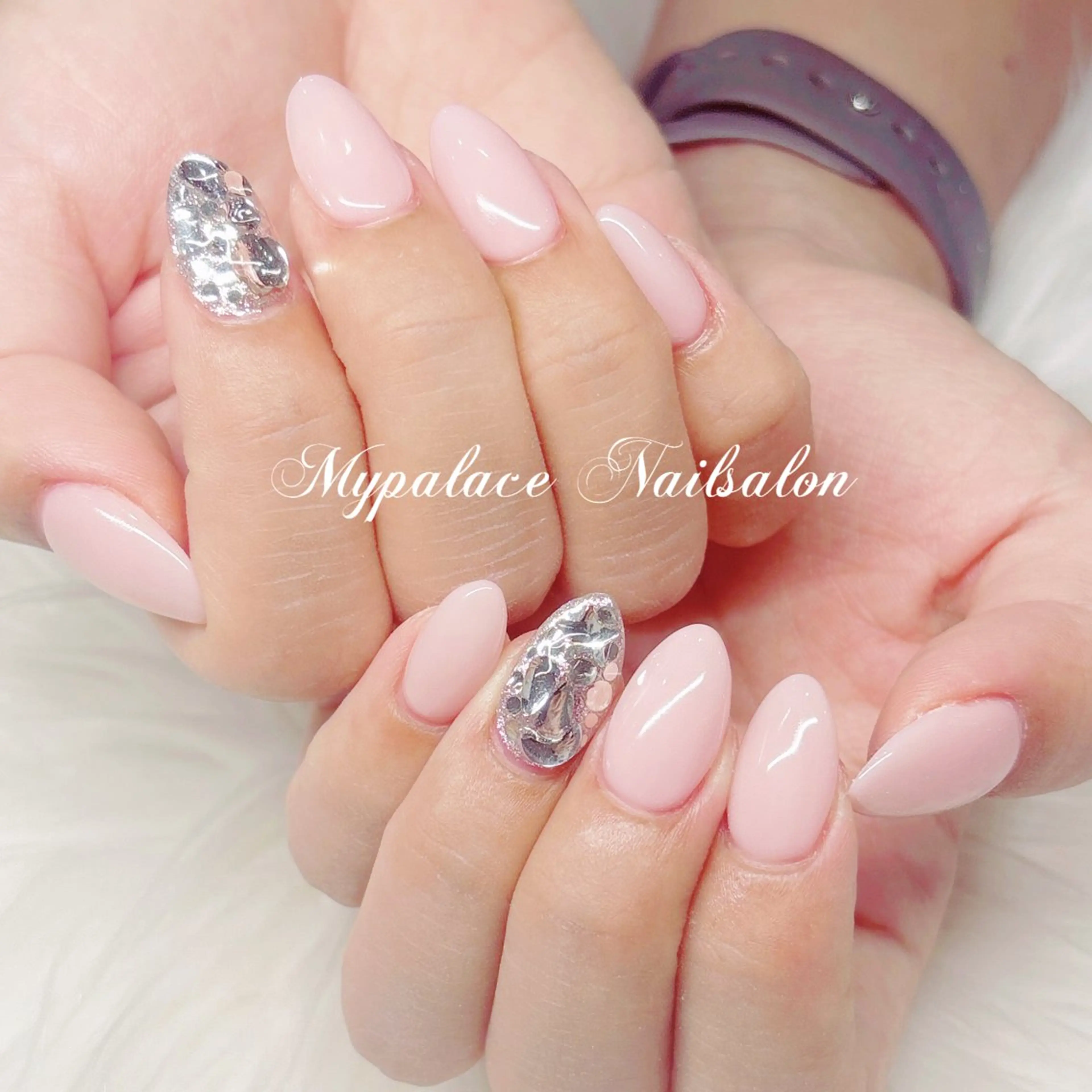 ネイル ピンク シルバー ハンドネイル Yuis Nailスカルプ専門のネイルデザイン