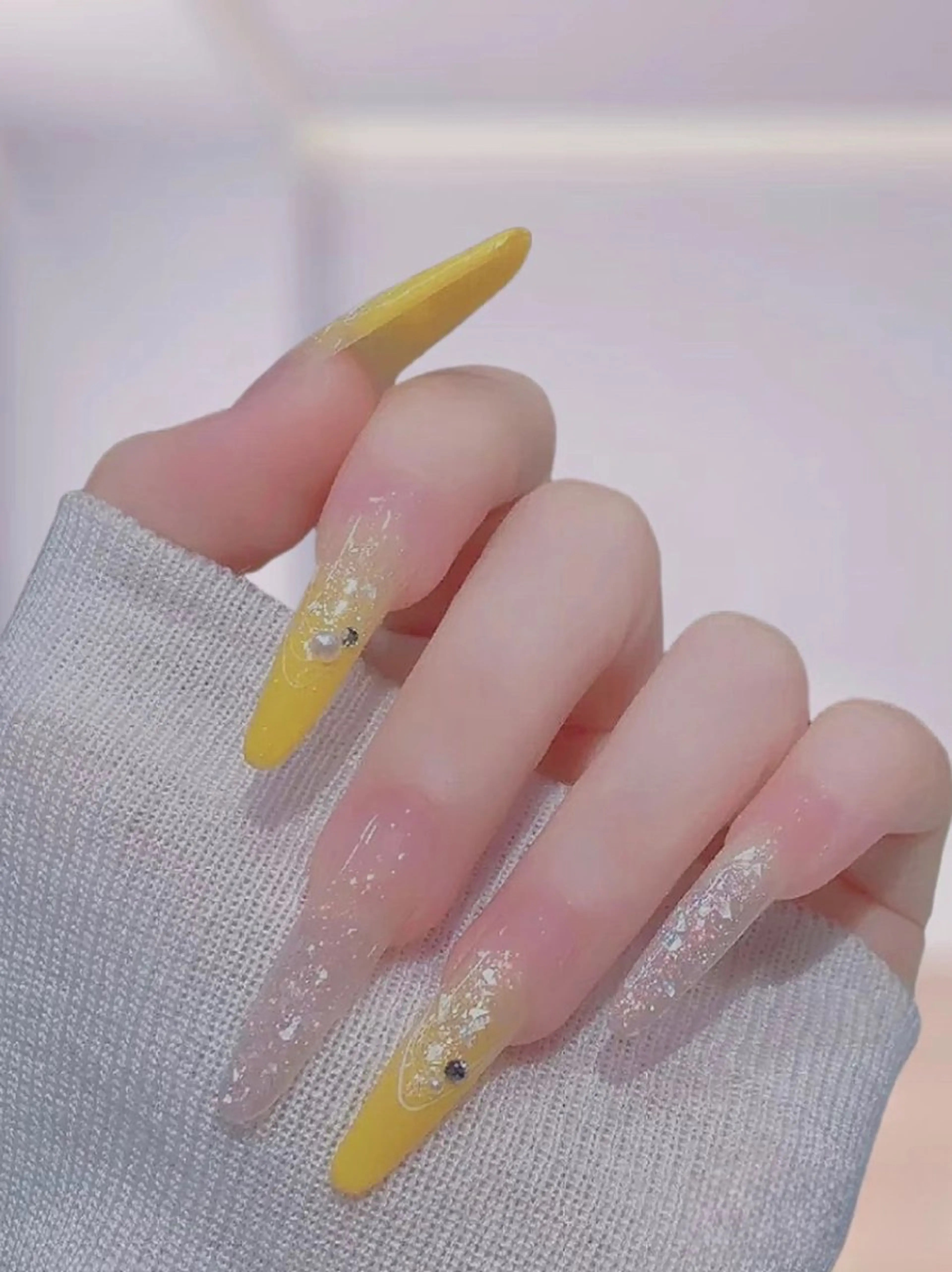 ネイル オーロラネイル チークネイル 長さ出し フットネイル フレンチネイル AND Nail 長さだし専門店のネイルデザイン