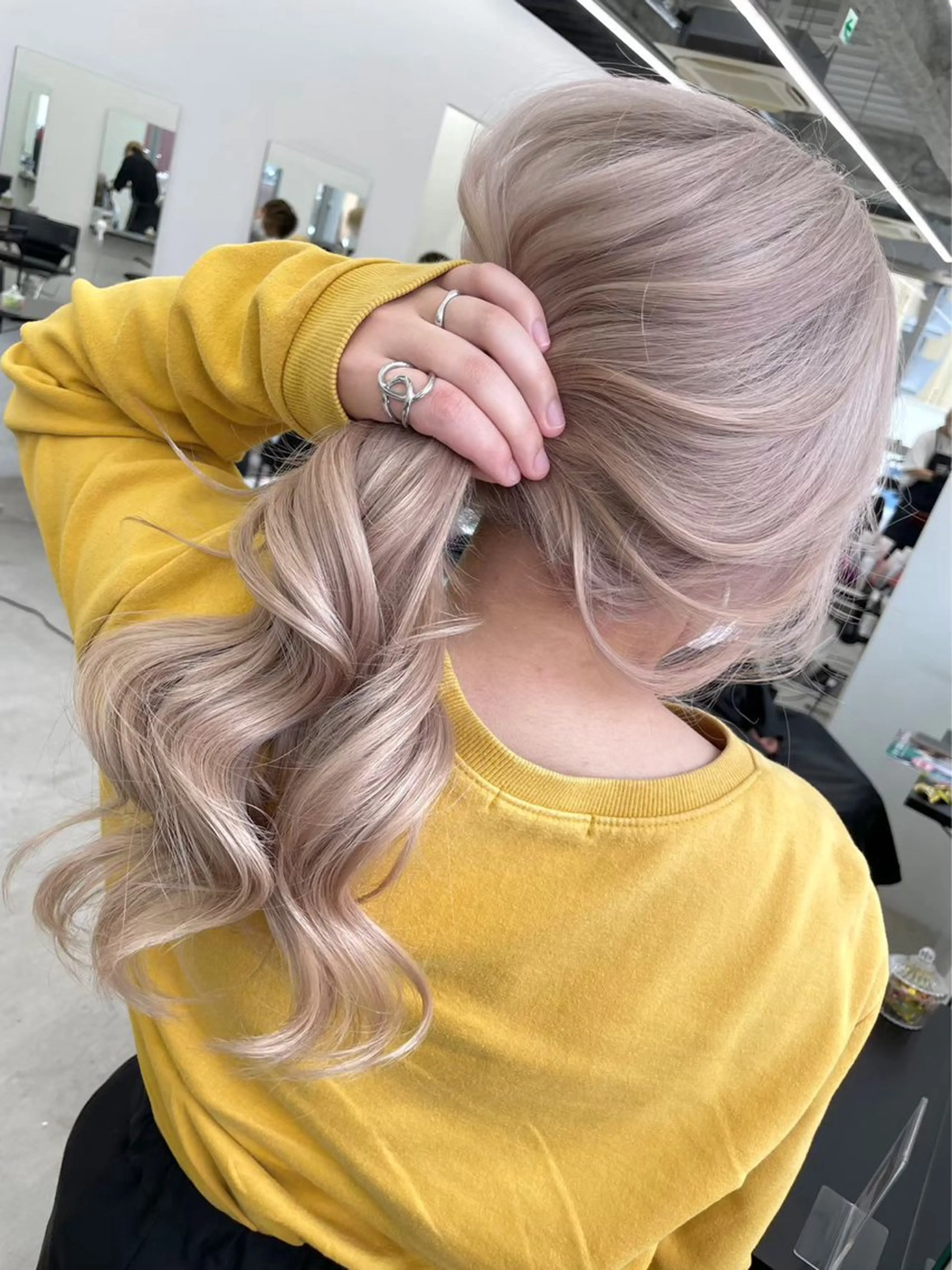 ロング カラー ヘアカラー LINOET名古屋所属・齋藤 梨乃のヘアスタイル