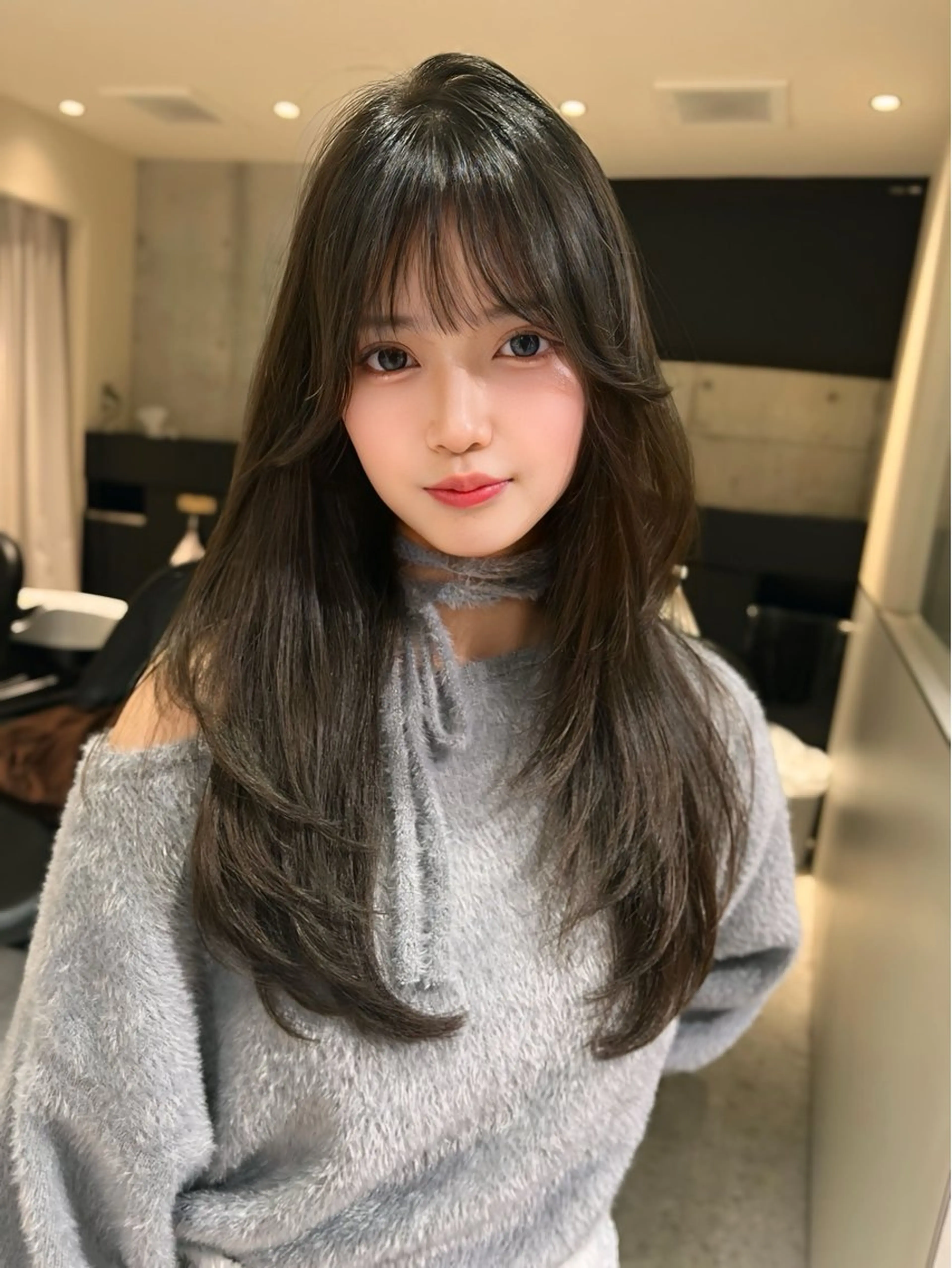 セミロング カット ヘアカラー トリートメント 地毛風縮毛矯正 ☘️松井　傑のヘアスタイル