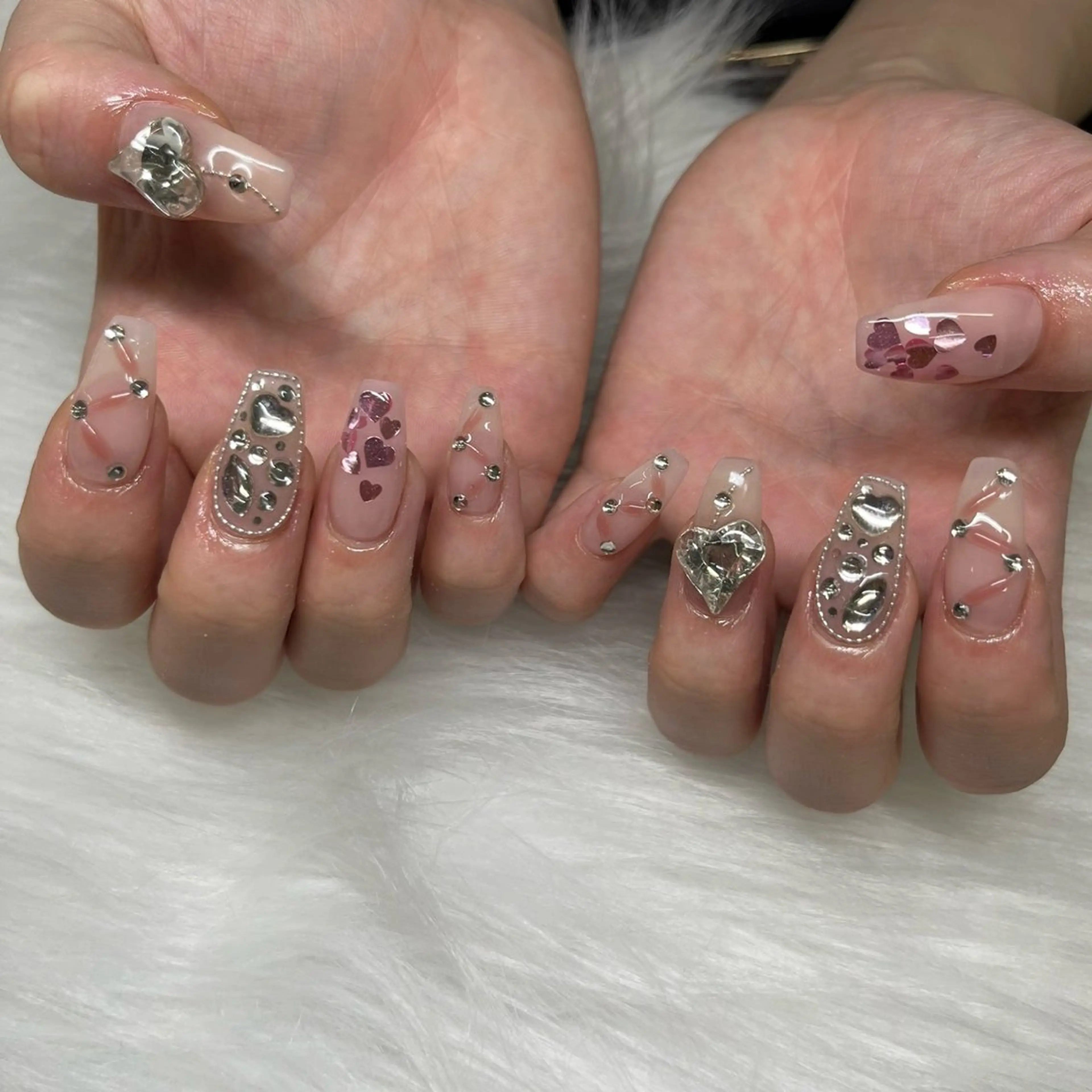 ネイル ハンドネイル PEEKABOO京橋 EYE&NAILのマツエク・マツパデザイン