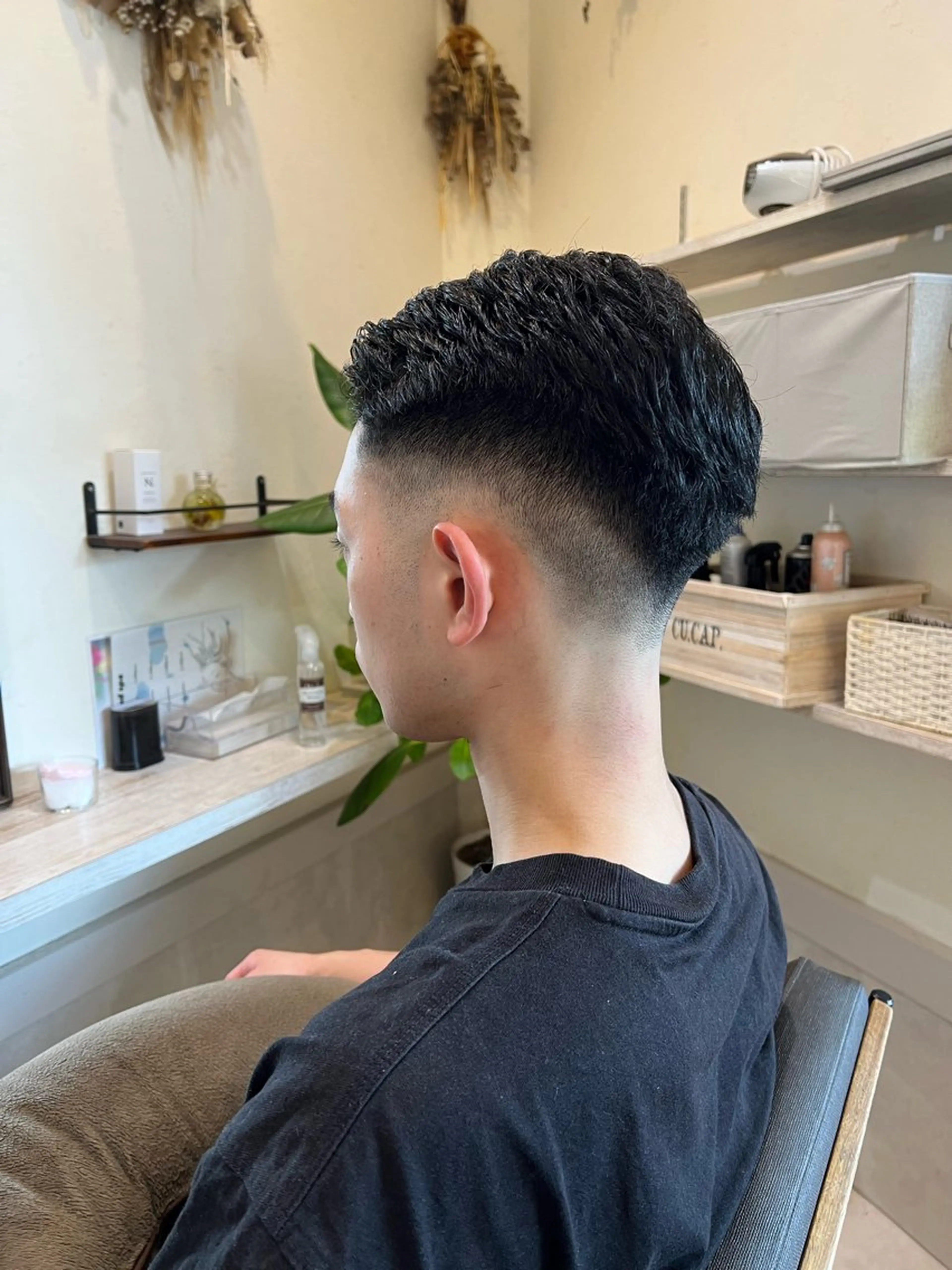 ショート メンズ カット トリートメント 🌱ブリーチカラー しばただいき🌱のヘアスタイル