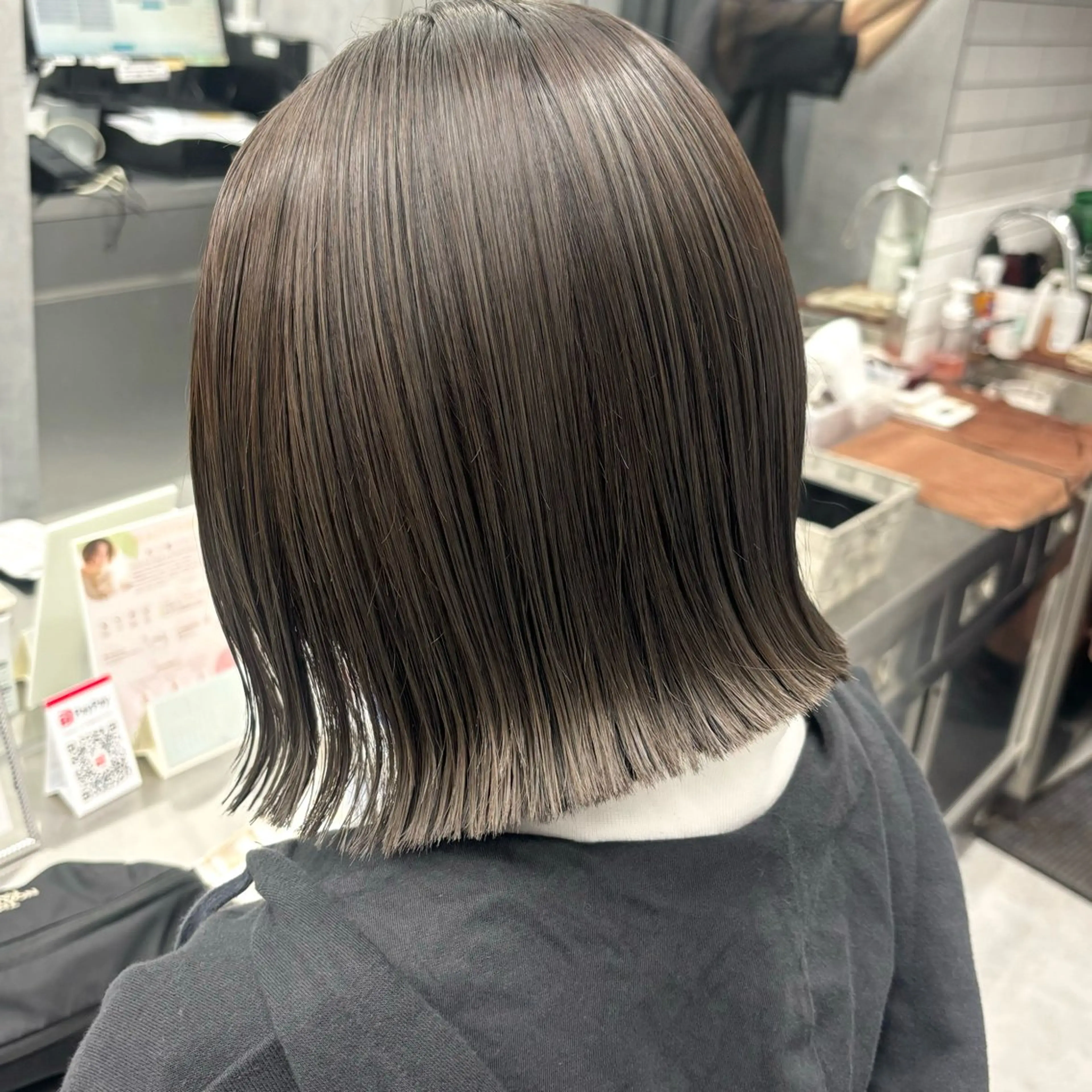 ショート カラー ヘアカラー トリートメント NUMBER_ ユイナのヘアスタイル