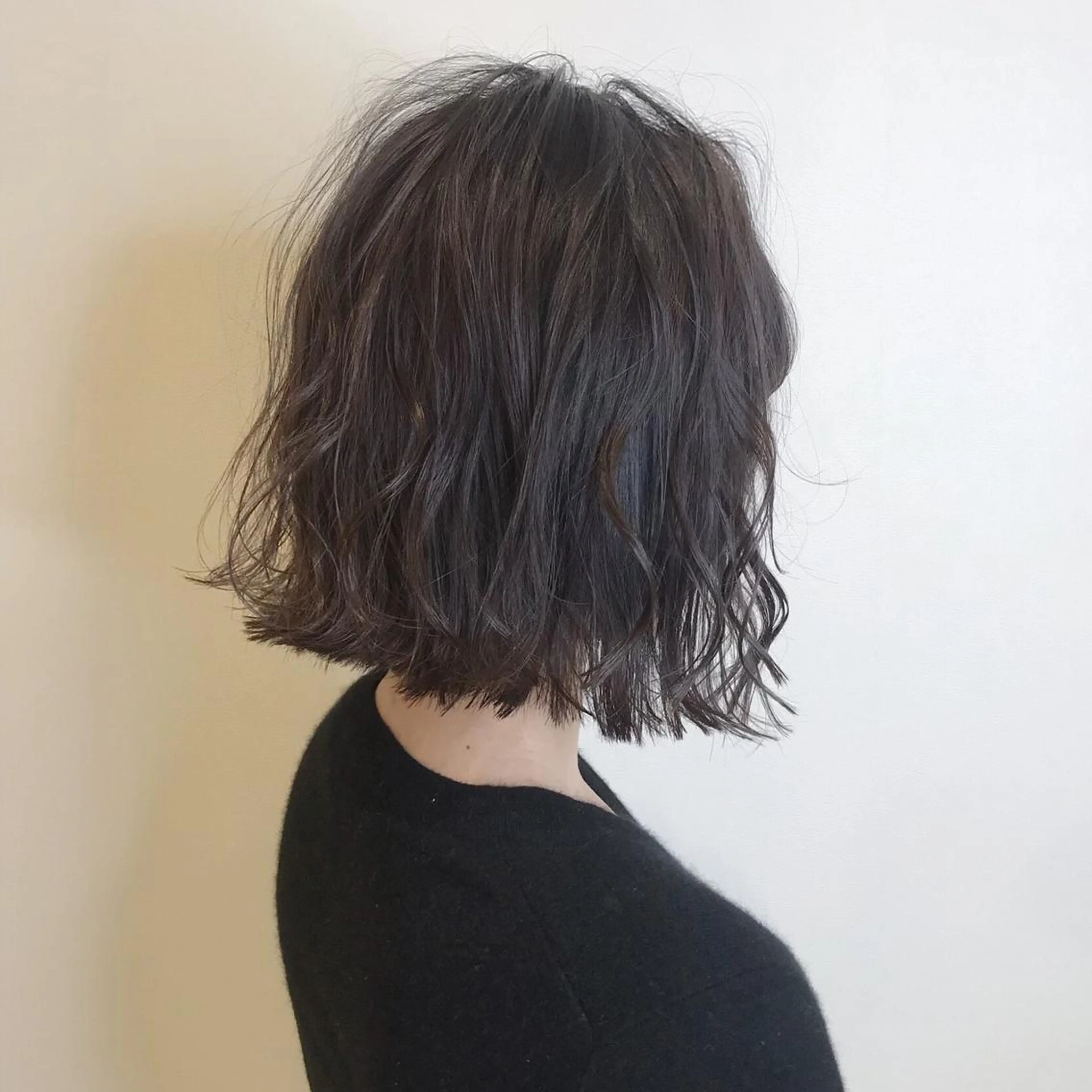ショート カラー アッシュ ダークアッシュ ハイライトカラー ハイライト カット パーマ ボブ・レイヤーカット 吉敷航一のヘアスタイル