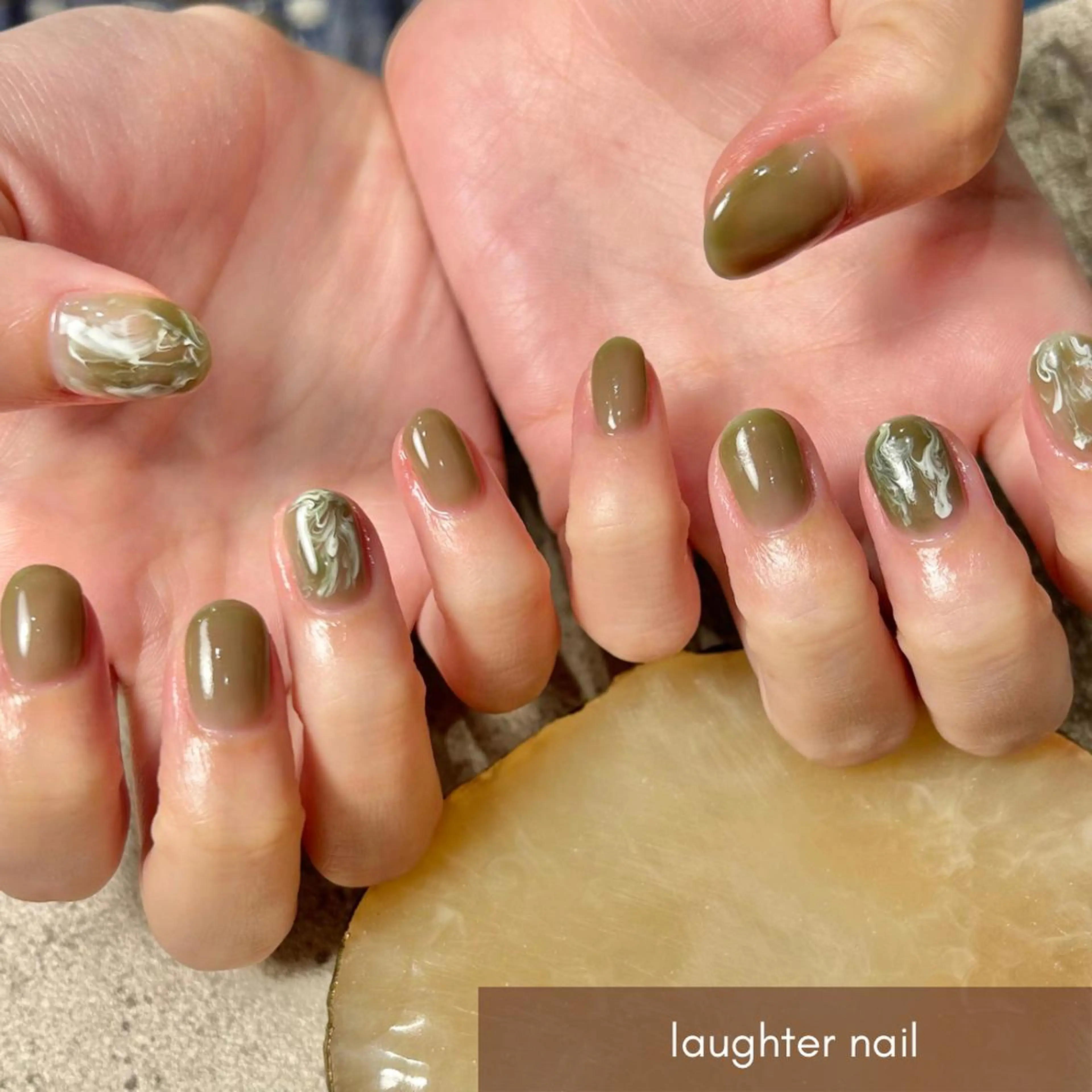 ネイル アートネイル 大理石ネイル(マーブル) ニュアンスネイル オフィスネイル 夏ネイル ハンドネイル laughter nailのネイルデザイン