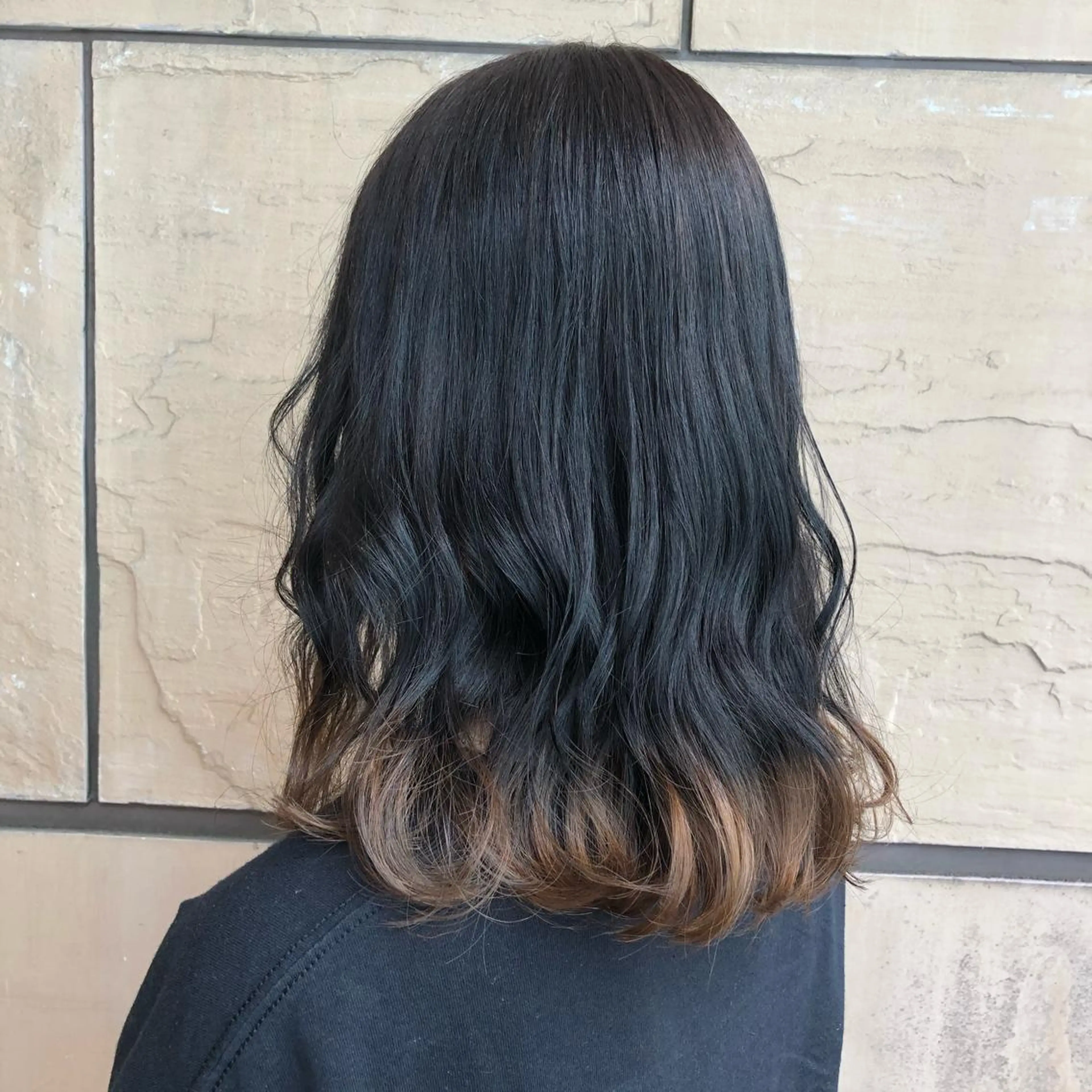 ミディアム 🦄艶カラー×韓国 NANA💎🐬のヘアスタイル