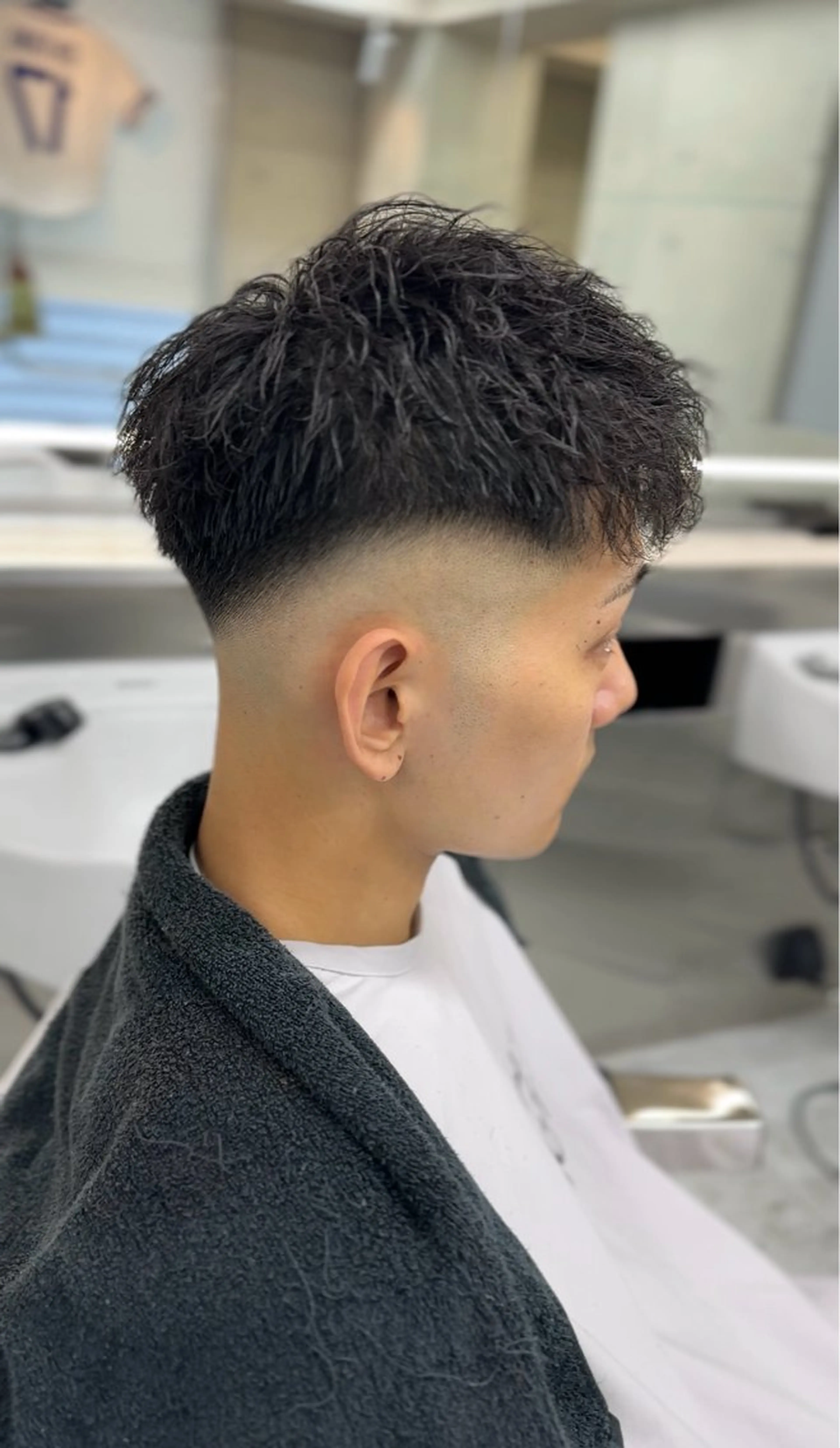 ショート メンズ フェードカット スキンフェード カット CHROM TOKYO ALT所属・🔥メンズ専門🔥 佐々木　パーマ大人気のヘアスタイル