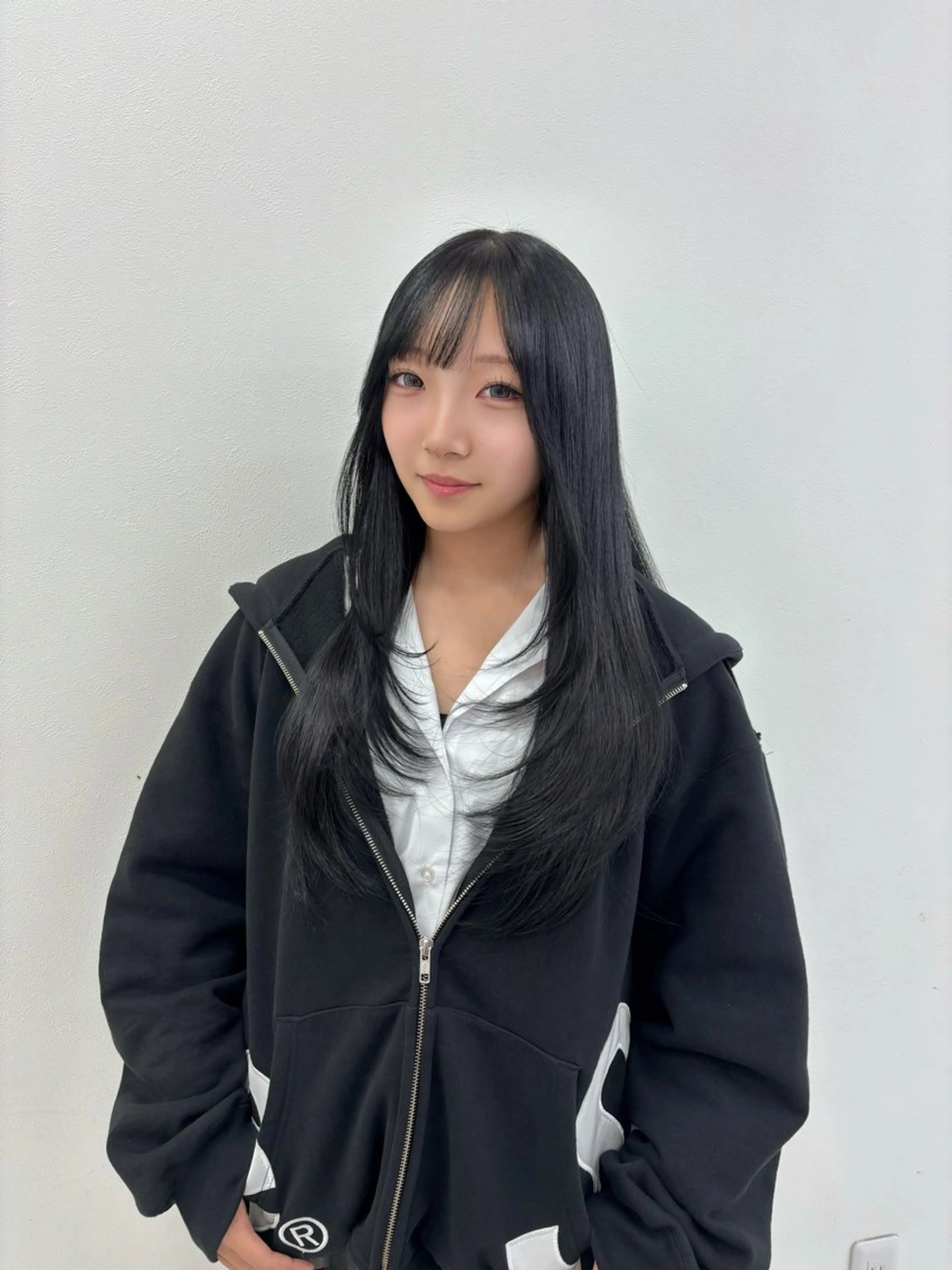 ロング カット 韓国レイヤー ハッシュカットのヘアスタイル