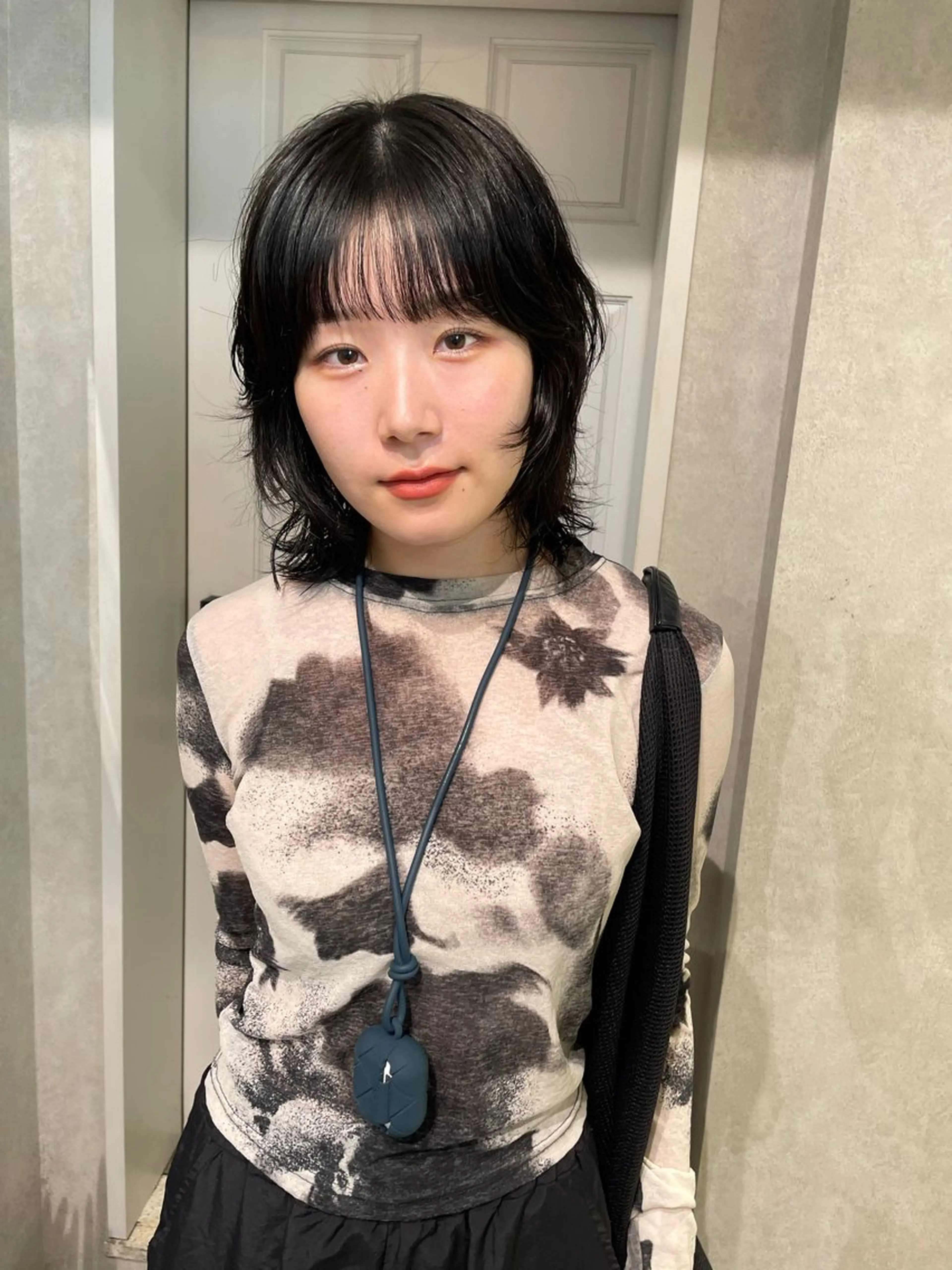 ミディアム カラー 透明感カラー ヘアカラー ナチュラル透明感🌱 小山美樹子のヘアスタイル